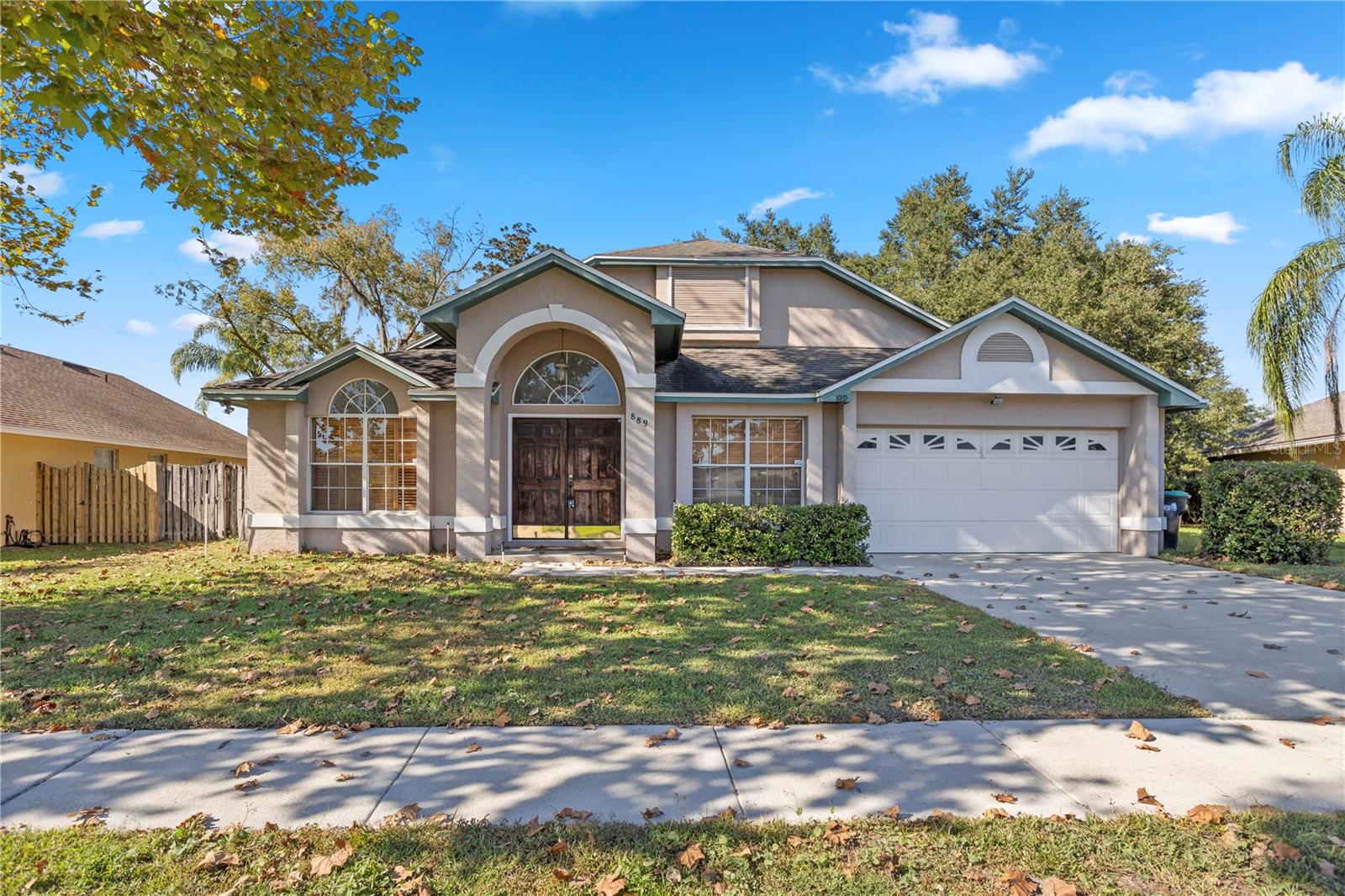 Image 38 of 62 For 889 River Boat Circle