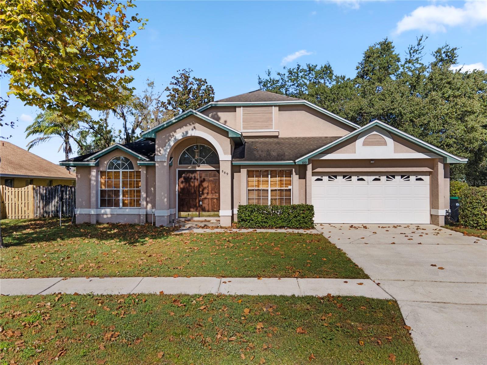 Image 39 of 62 For 889 River Boat Circle