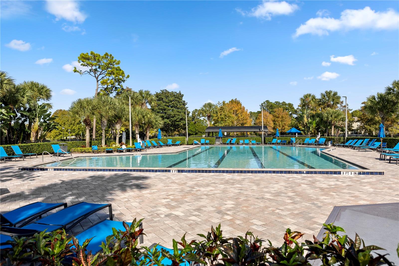 Image 45 of 62 For 889 River Boat Circle