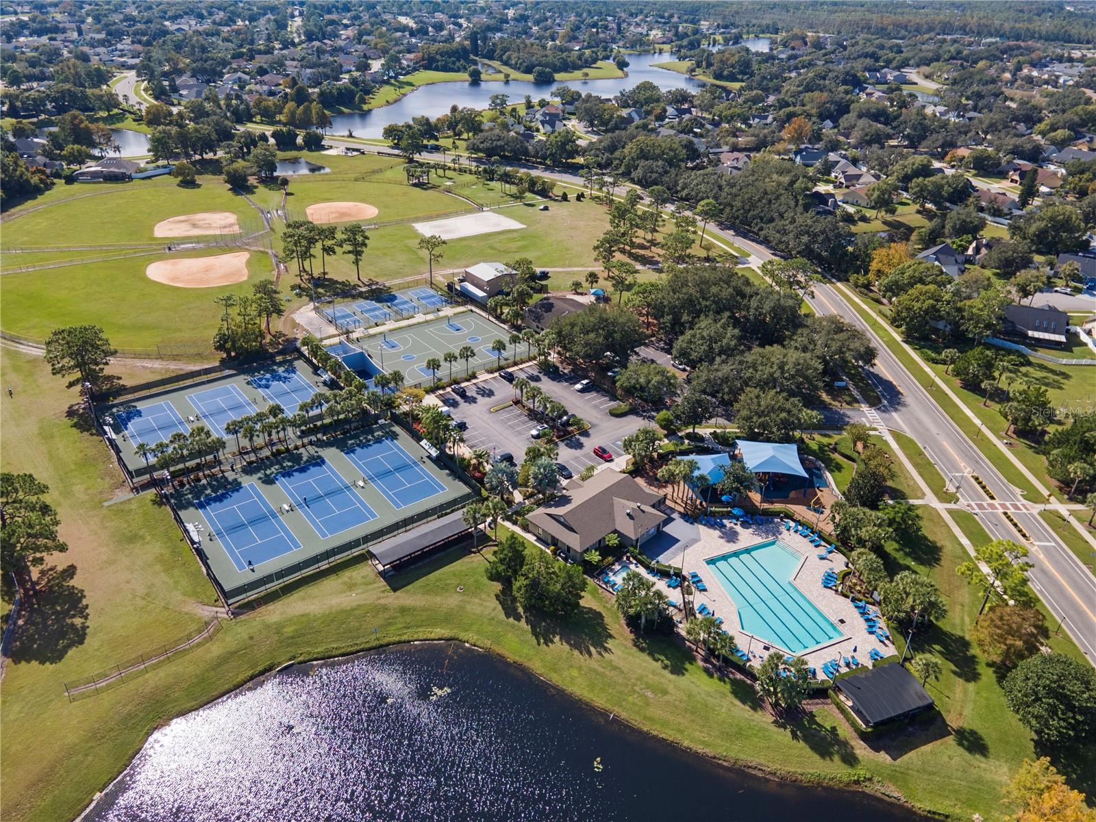 Image 46 of 62 For 889 River Boat Circle