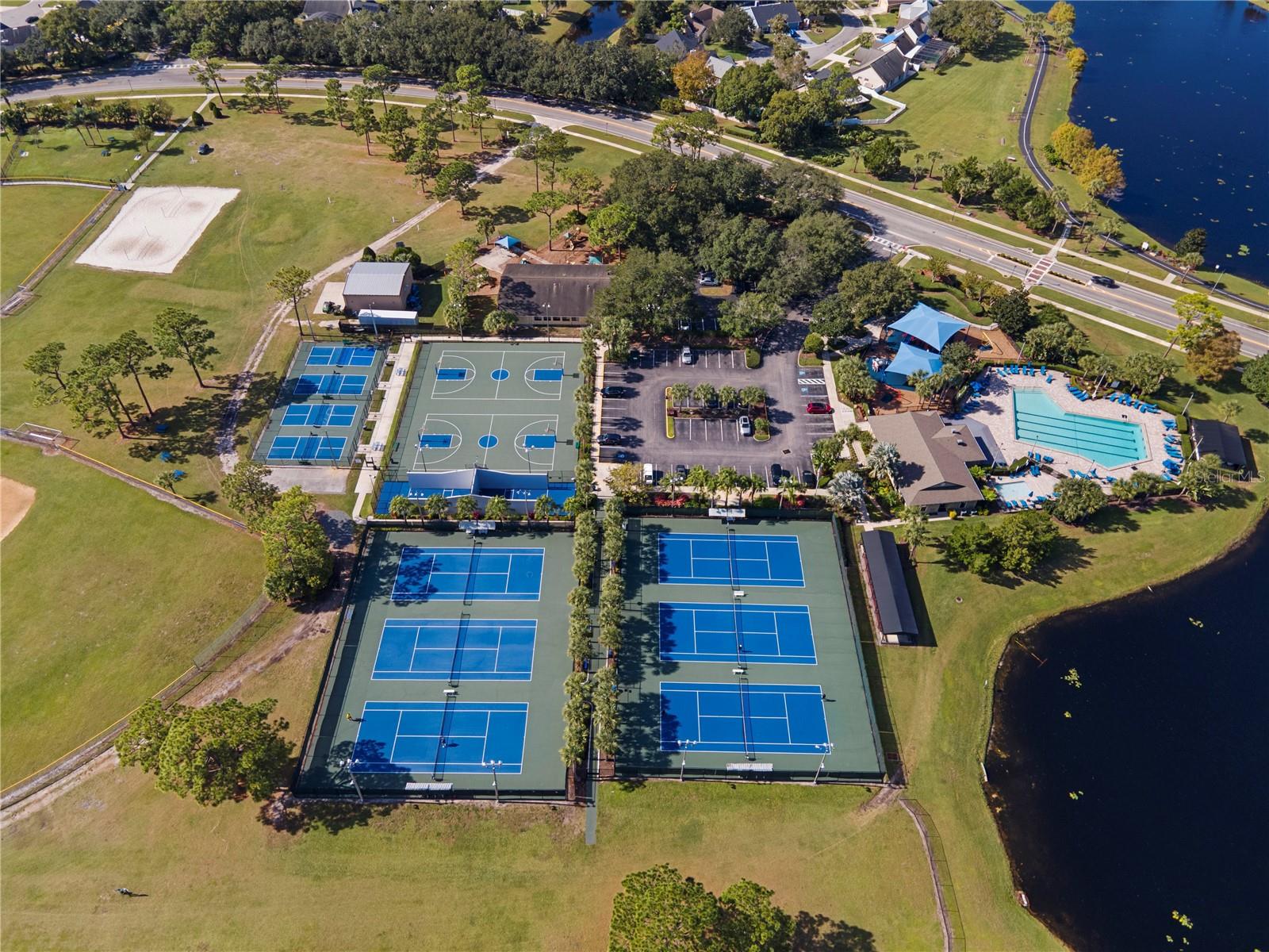 Image 47 of 62 For 889 River Boat Circle