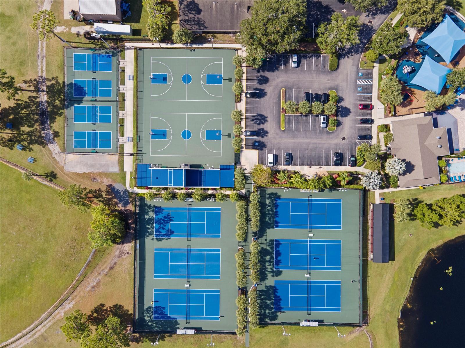 Image 48 of 62 For 889 River Boat Circle