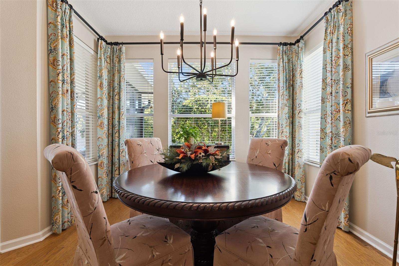 Image 11 of 48 For 513 Heron Point Way