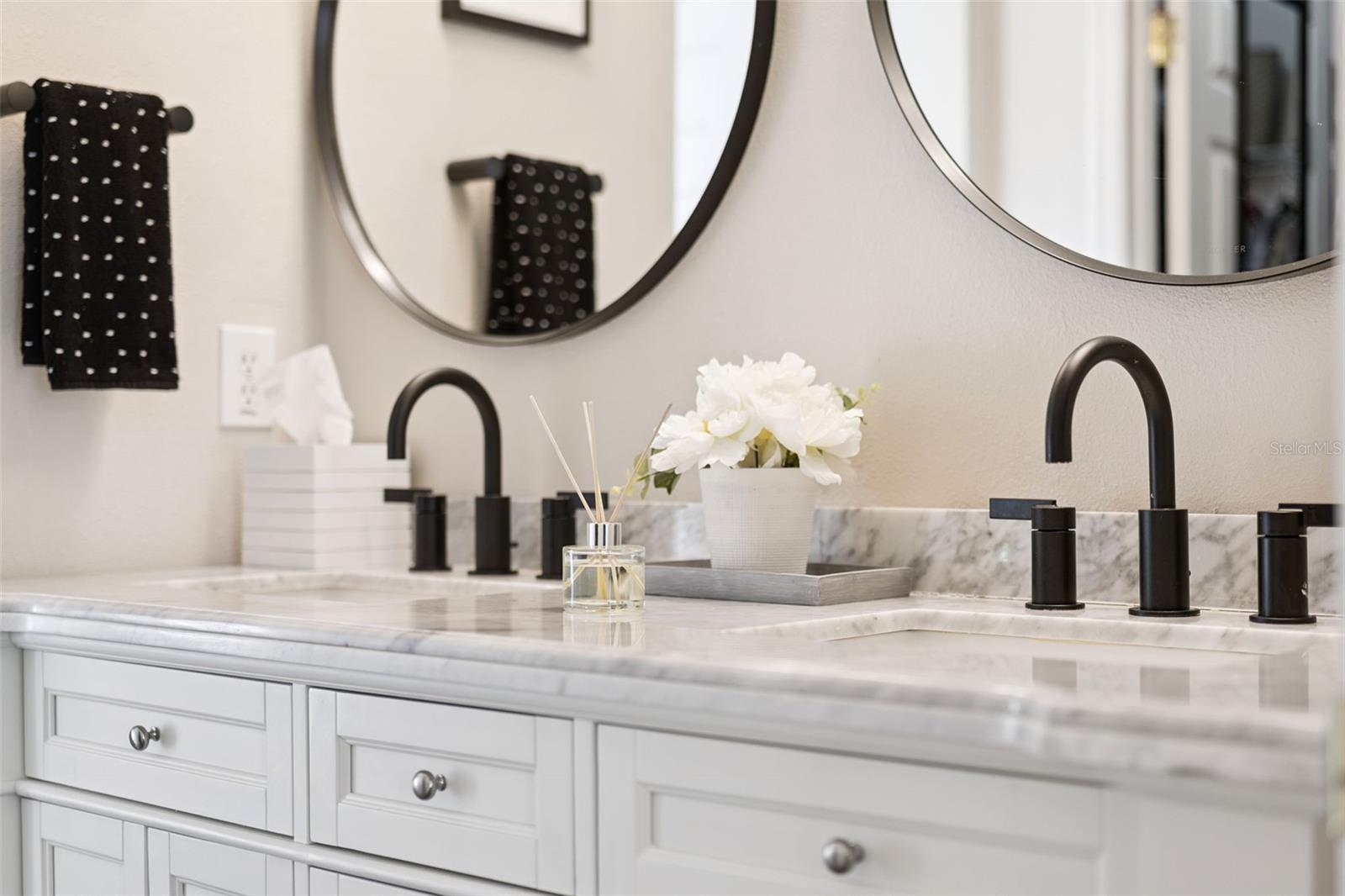 Image 16 of 48 For 513 Heron Point Way