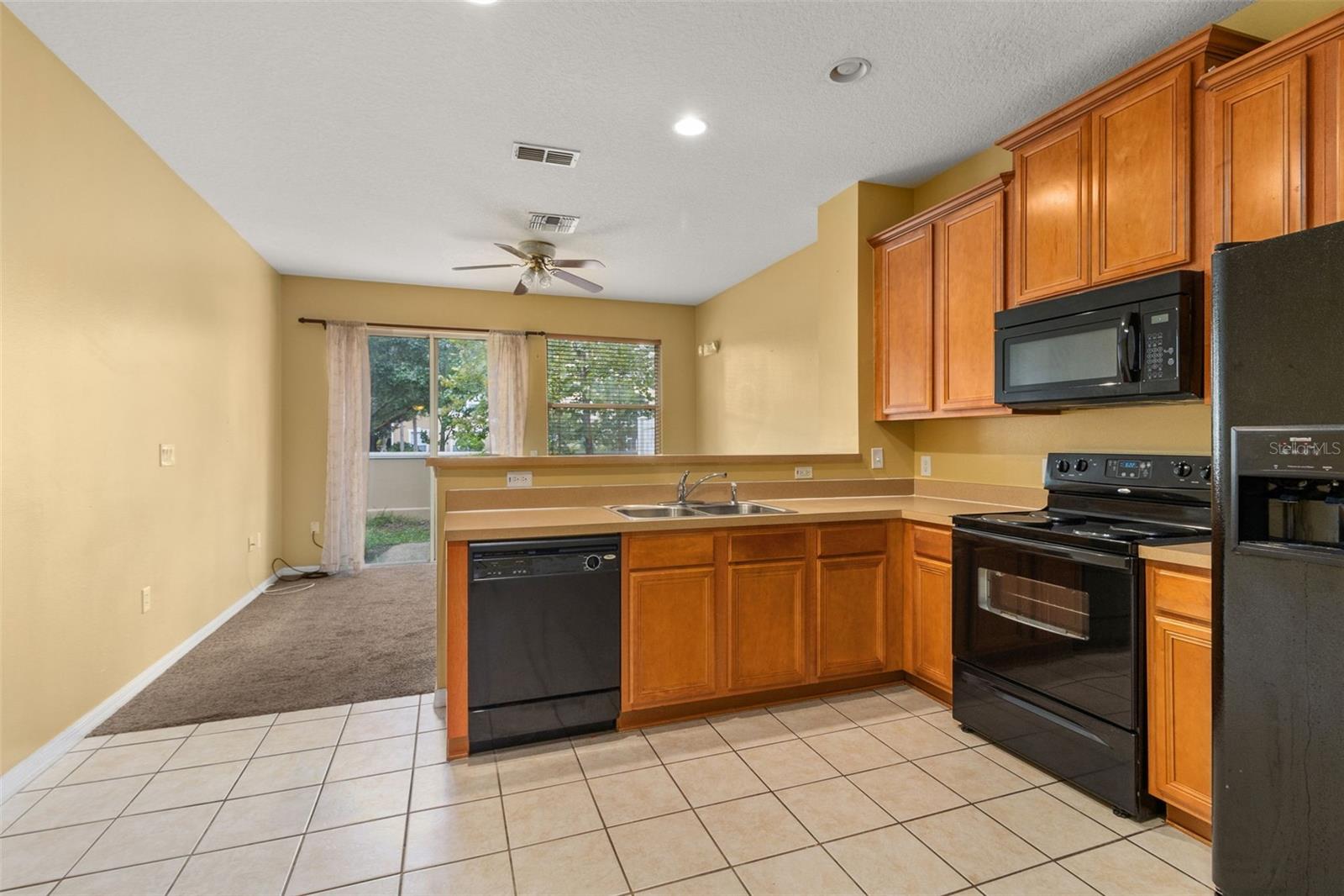 Image 14 of 43 For 2678 Mayaguana Street