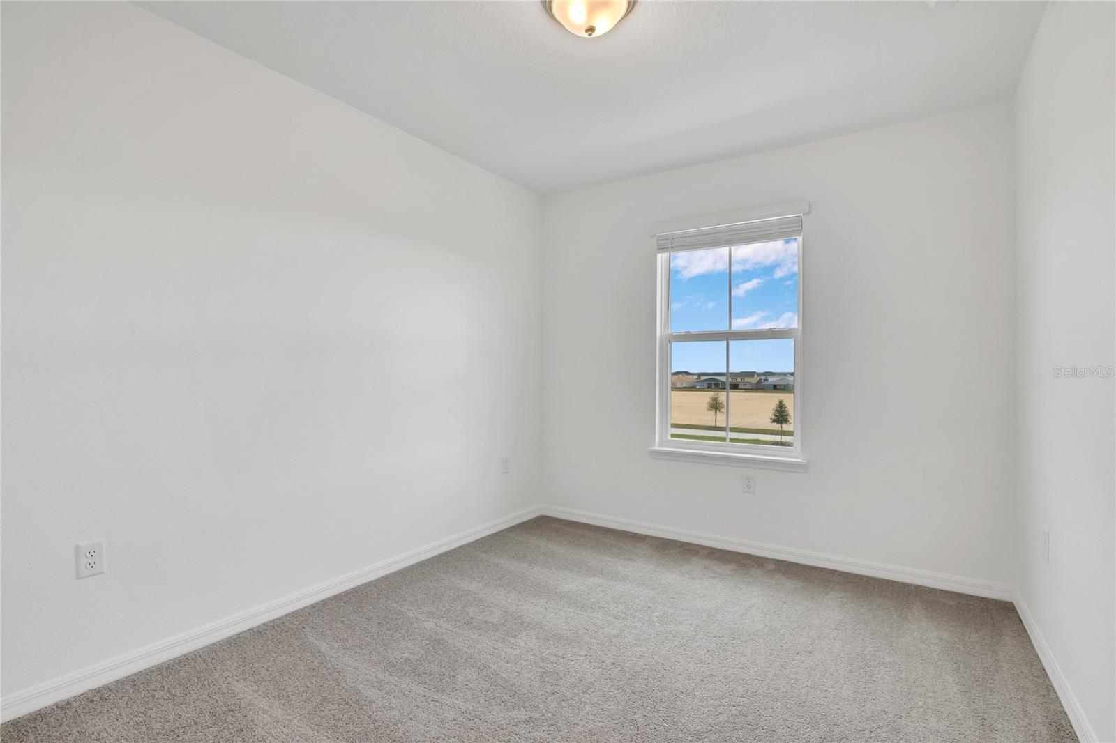 Image 18 of 38 For 4621 Orchard View Alley