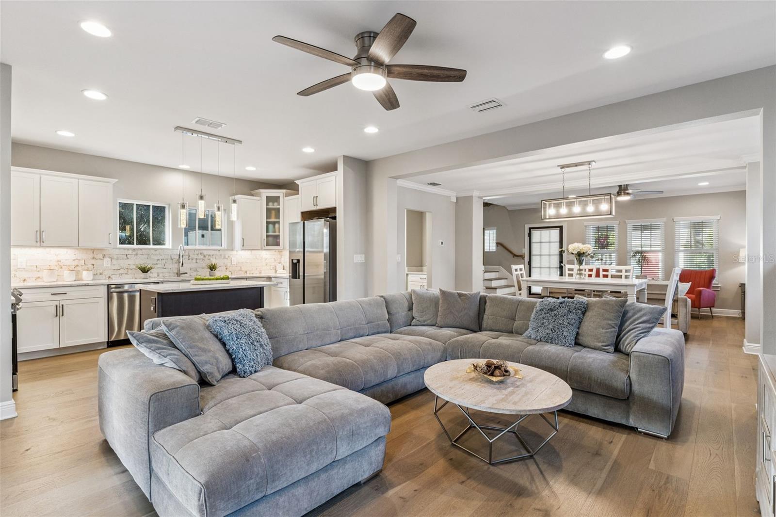 Image 12 of 55 For 210 Hibiscus Court