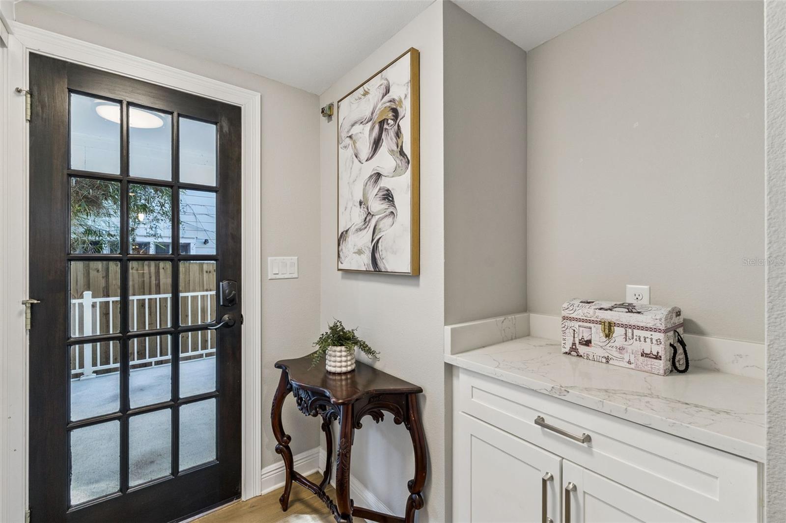 Image 20 of 55 For 210 Hibiscus Court