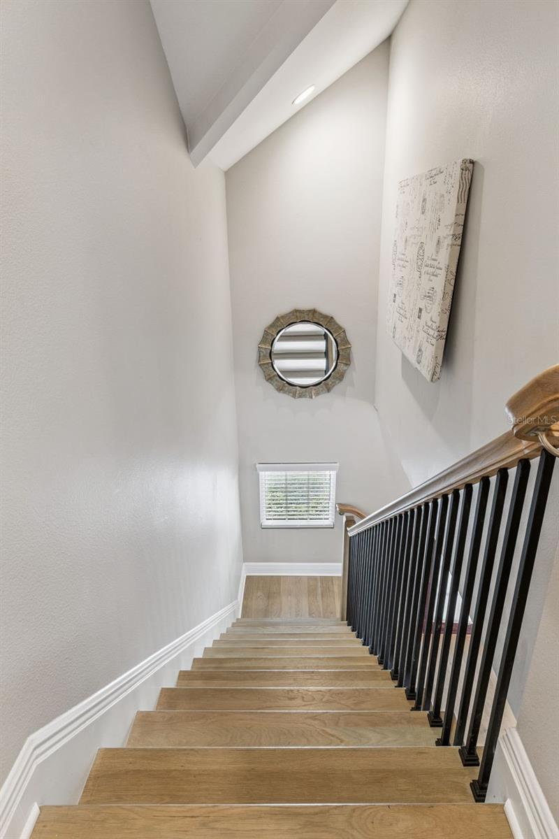 Image 21 of 55 For 210 Hibiscus Court