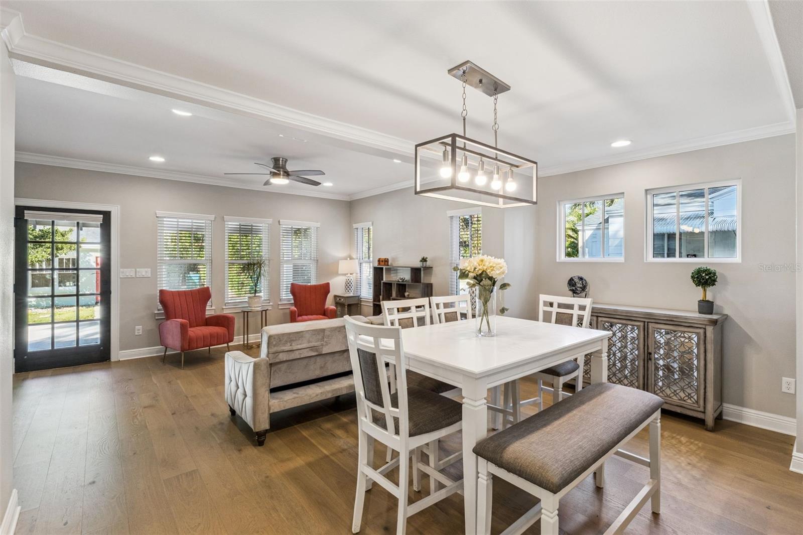 Image 23 of 55 For 210 Hibiscus Court