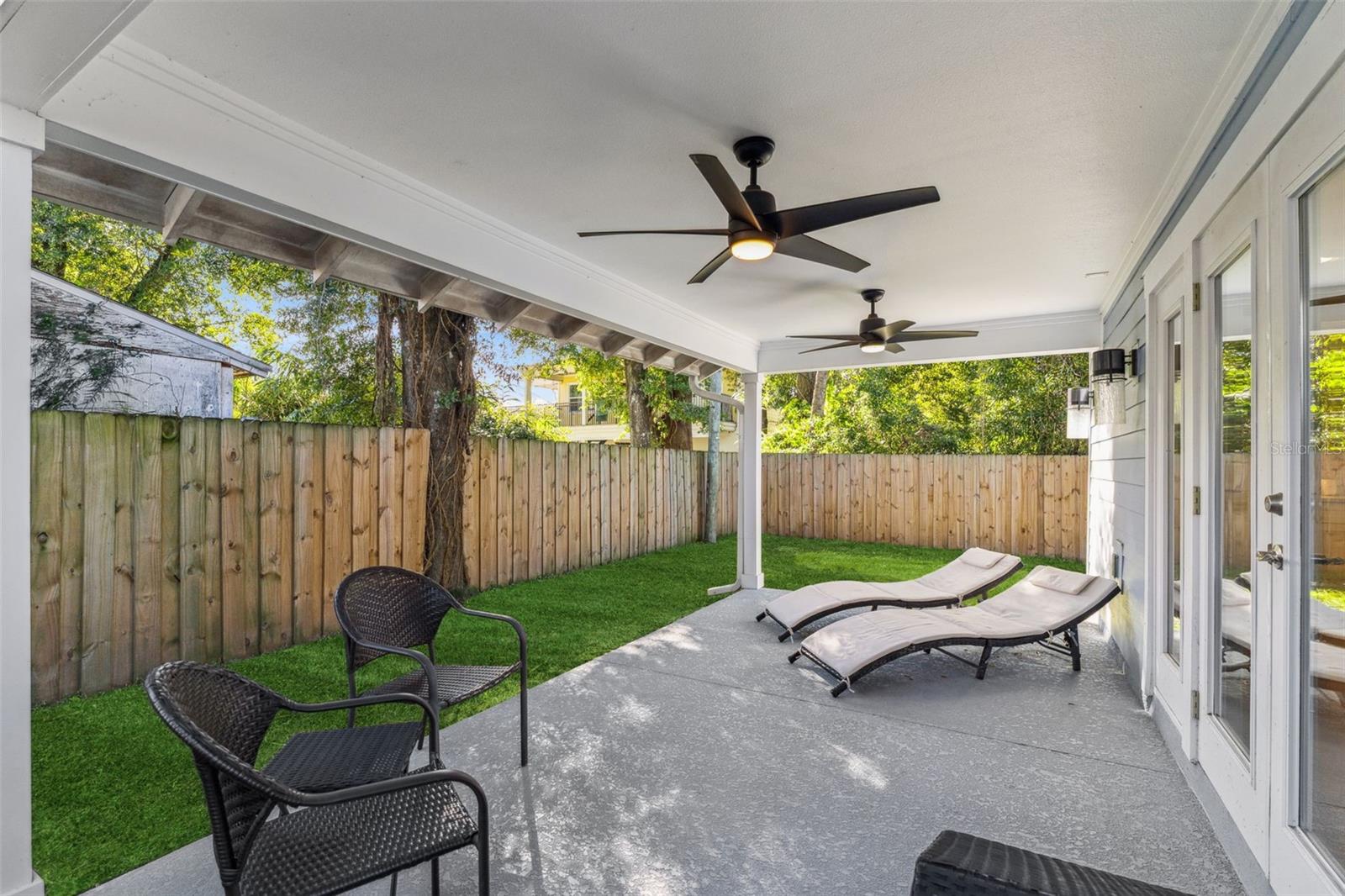 Image 37 of 55 For 210 Hibiscus Court