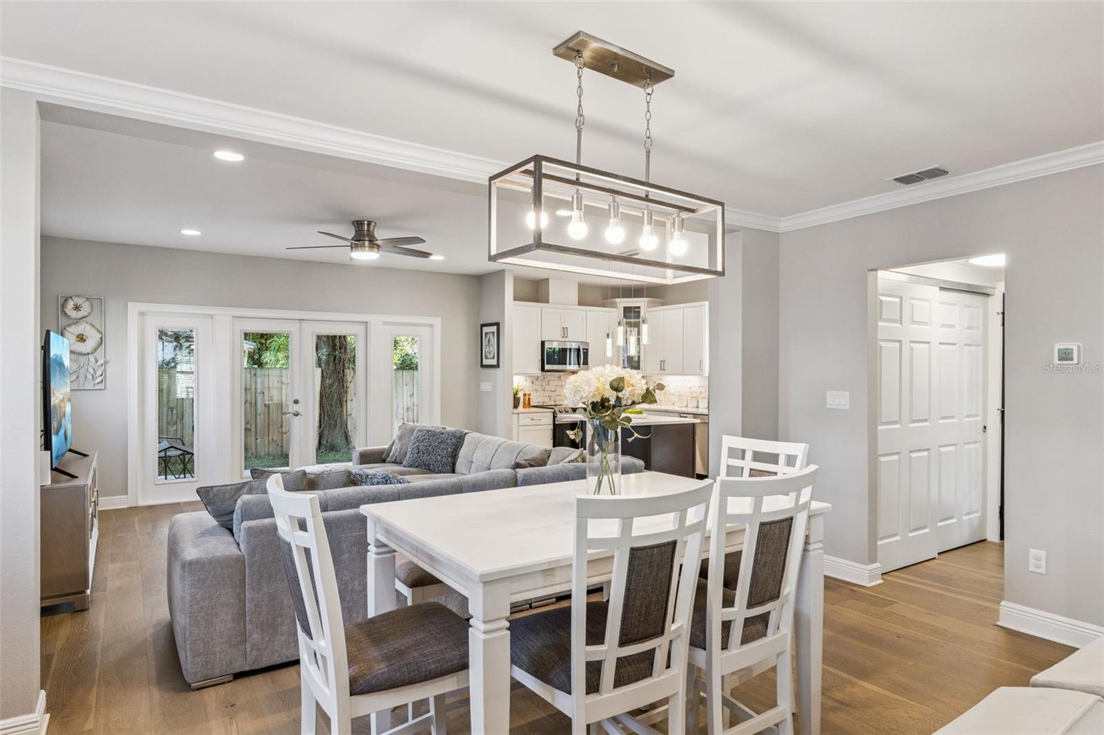 Image 42 of 55 For 210 Hibiscus Court