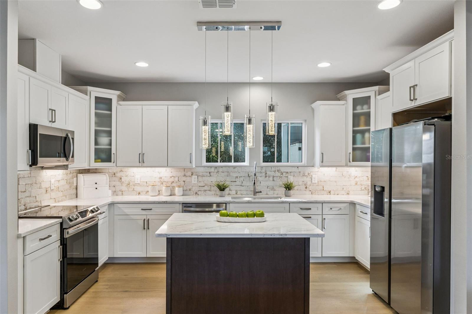 Image 49 of 55 For 210 Hibiscus Court