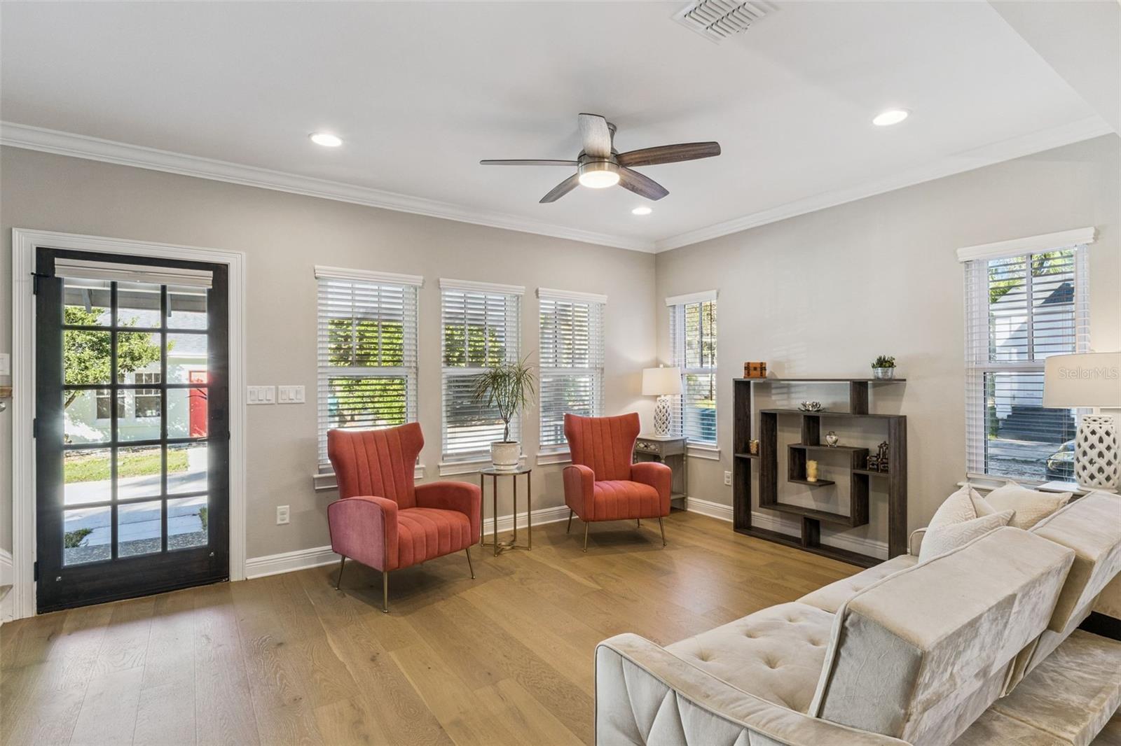 Image 7 of 55 For 210 Hibiscus Court