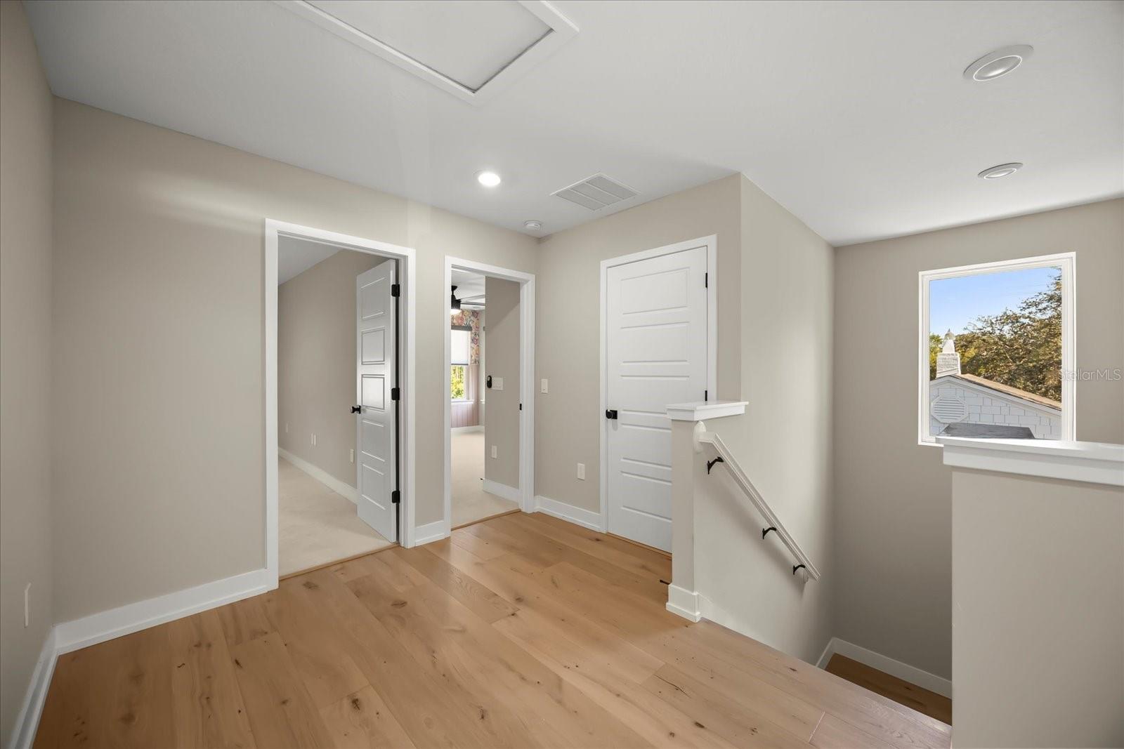 Image 22 of 37 For 1127 Harvard Street