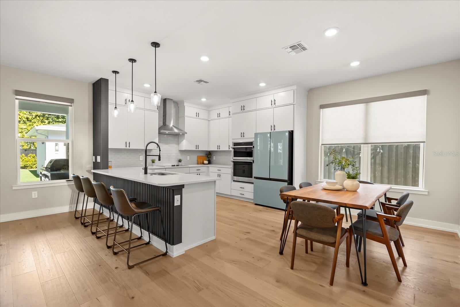 Image 7 of 37 For 1127 Harvard Street