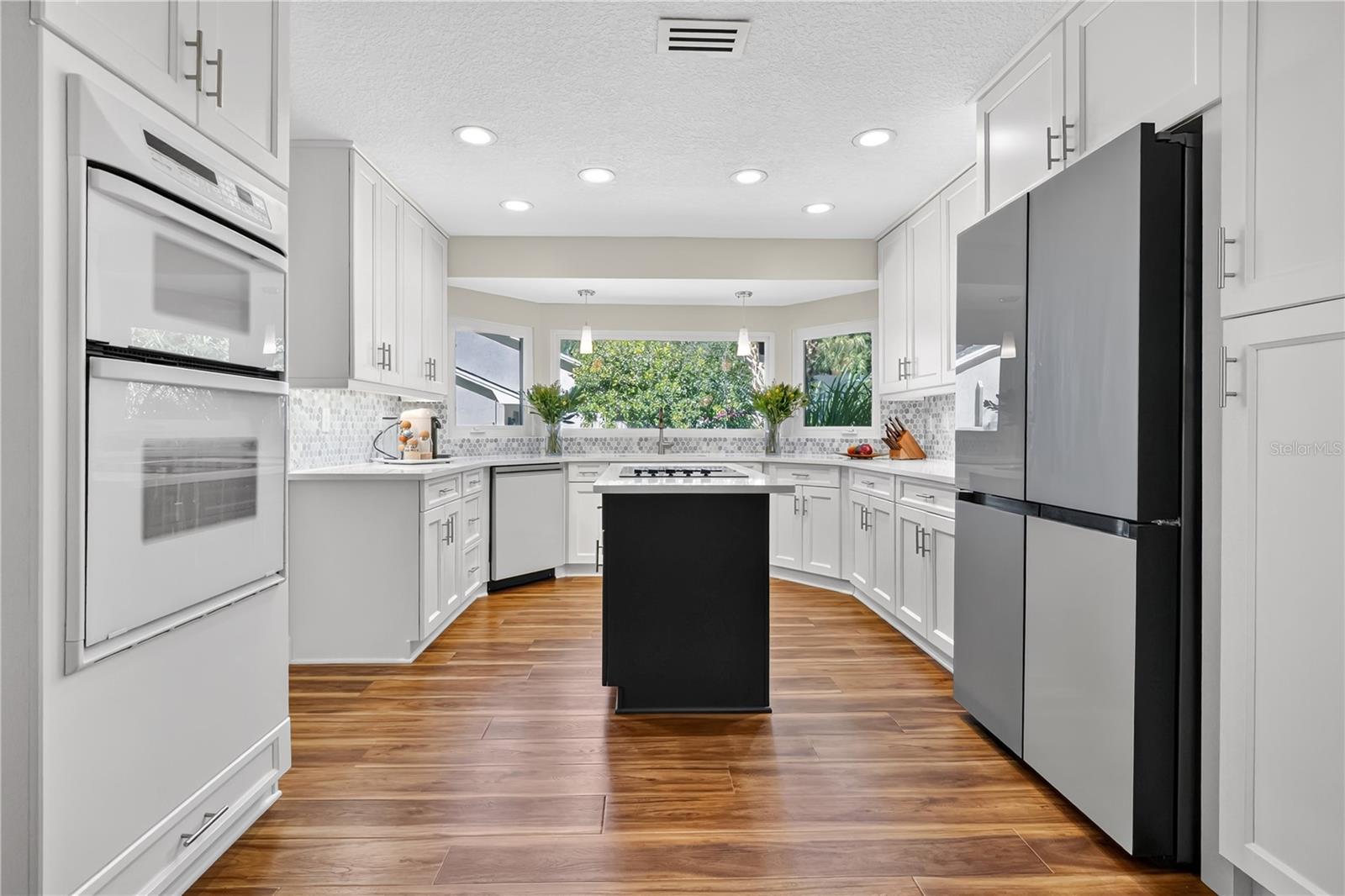 Image 11 of 67 For 312 Riverbend Boulevard