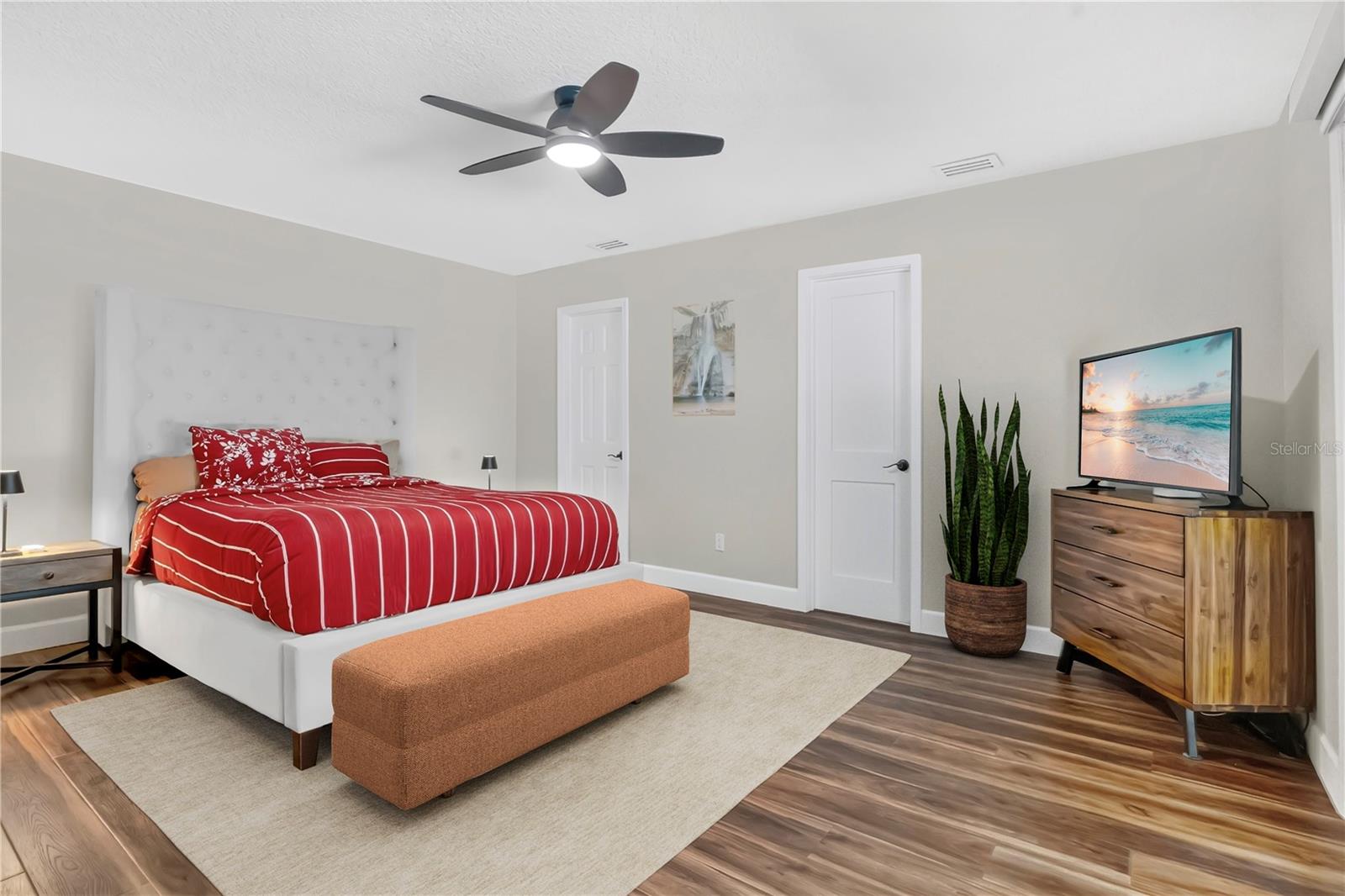 Image 16 of 67 For 312 Riverbend Boulevard