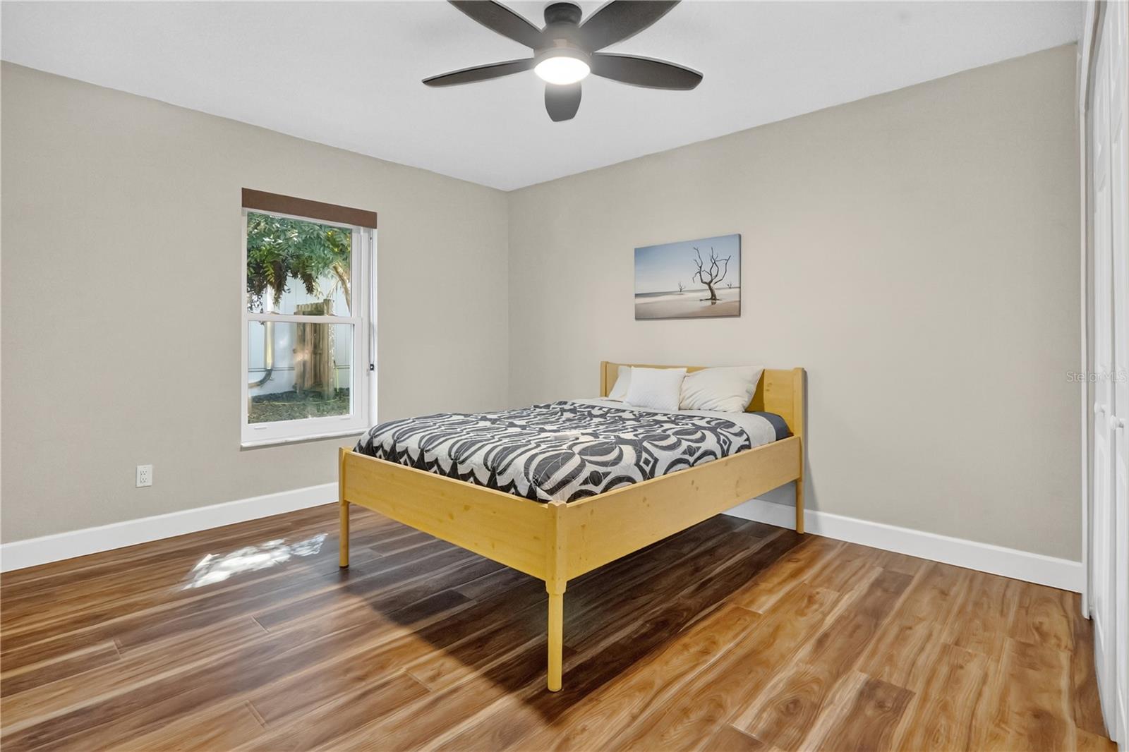 Image 22 of 67 For 312 Riverbend Boulevard