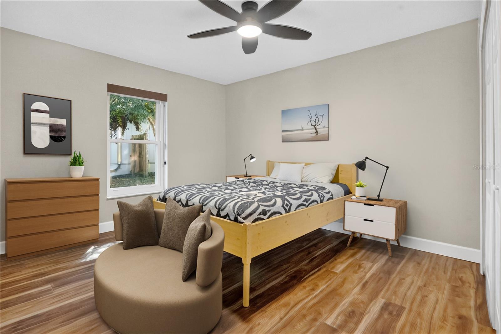 Image 23 of 67 For 312 Riverbend Boulevard