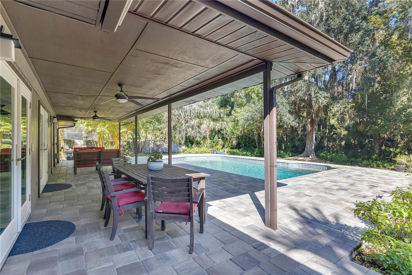 Image 32 of 67 For 312 Riverbend Boulevard