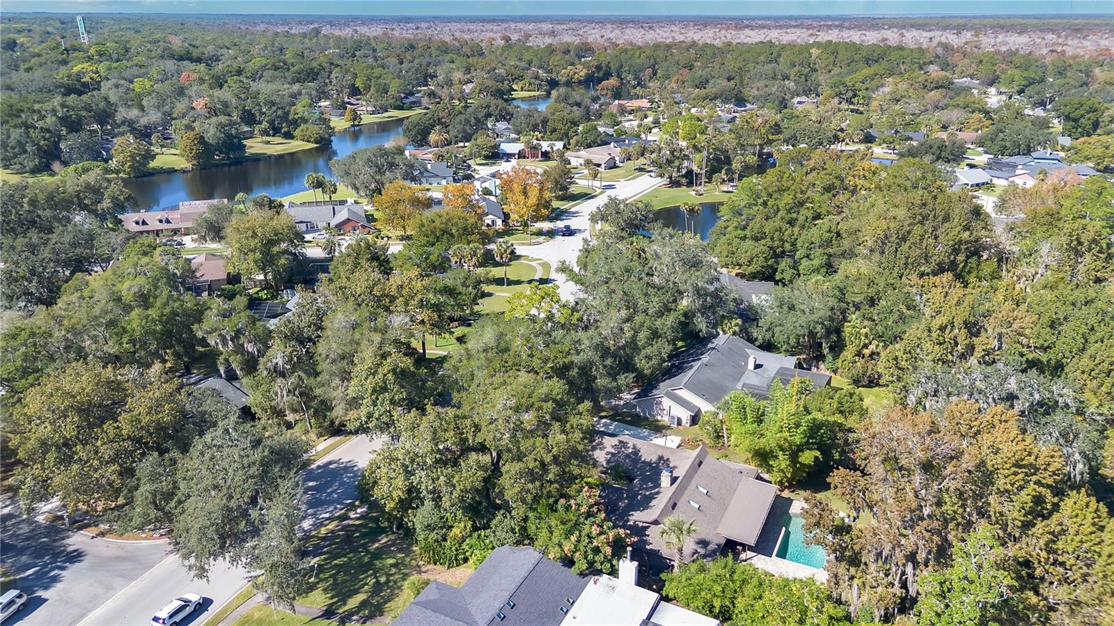 Image 41 of 67 For 312 Riverbend Boulevard