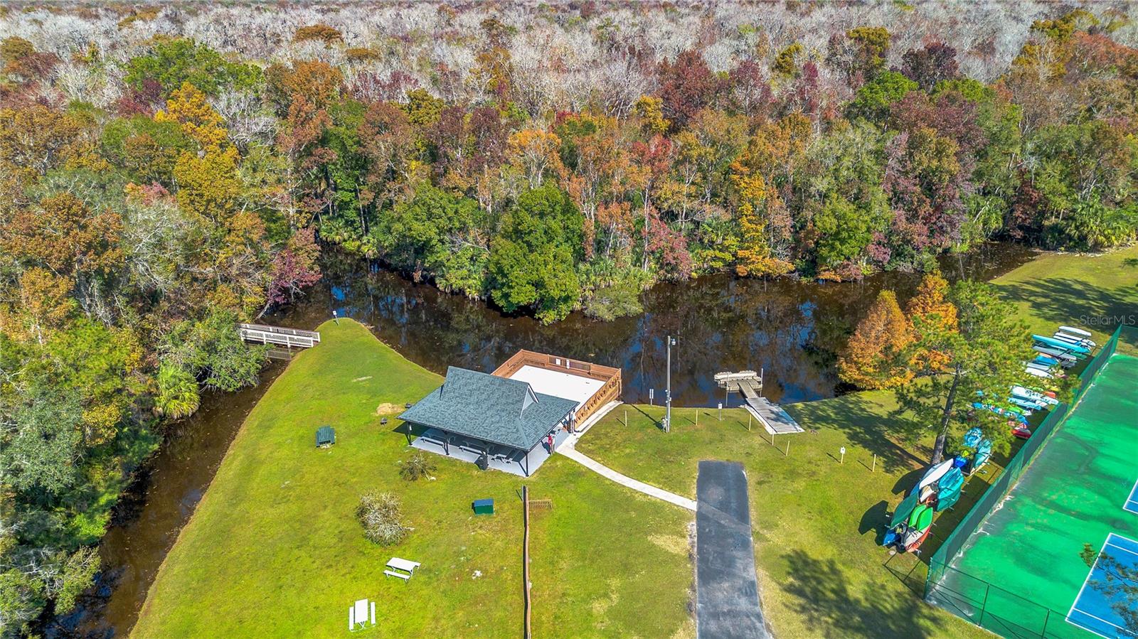 Image 53 of 67 For 312 Riverbend Boulevard