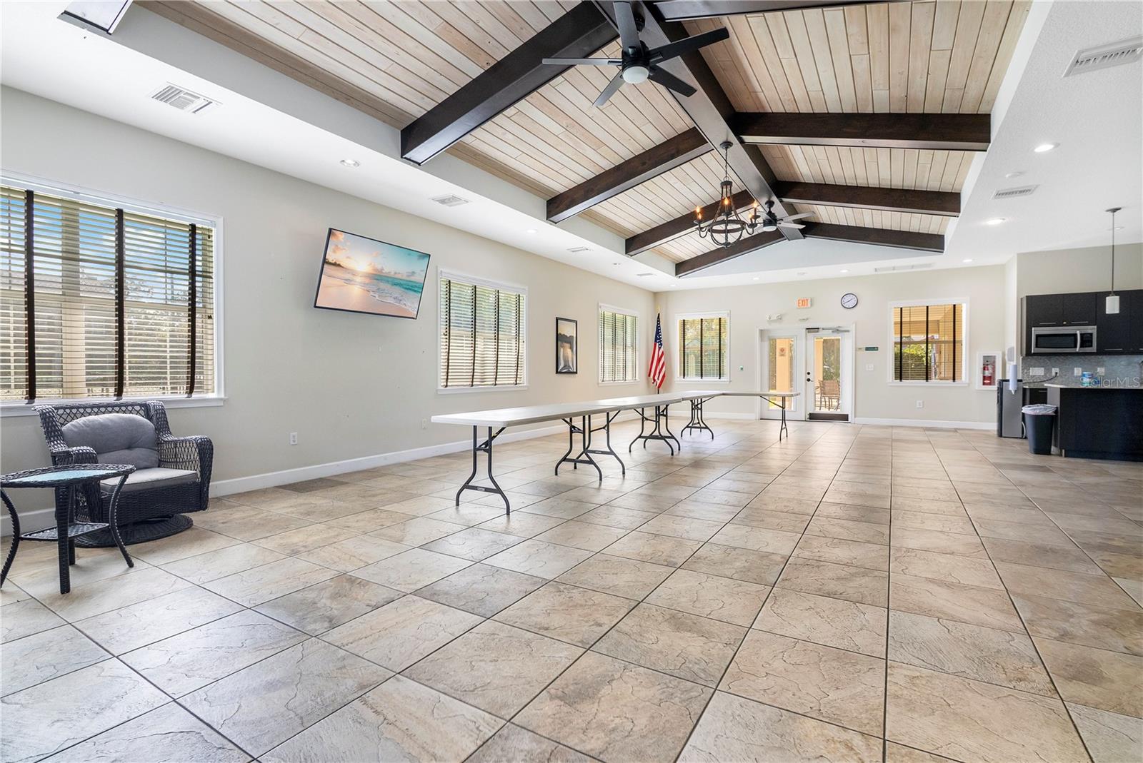 Image 57 of 67 For 312 Riverbend Boulevard