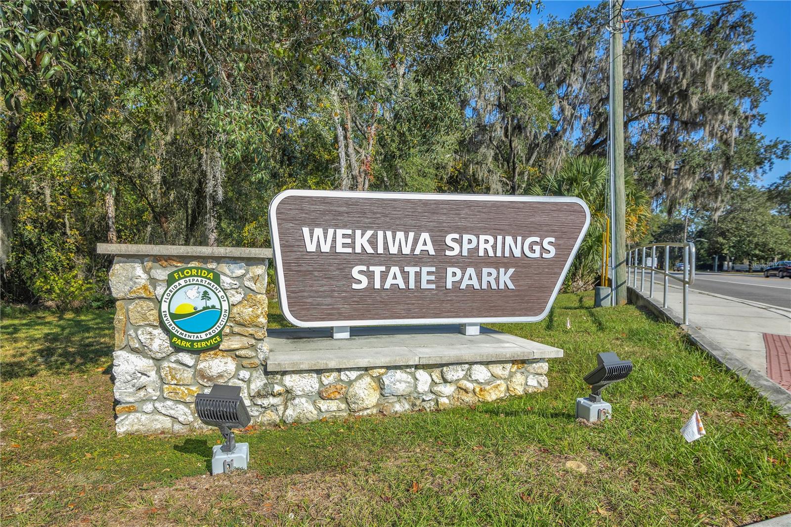 Image 61 of 67 For 312 Riverbend Boulevard