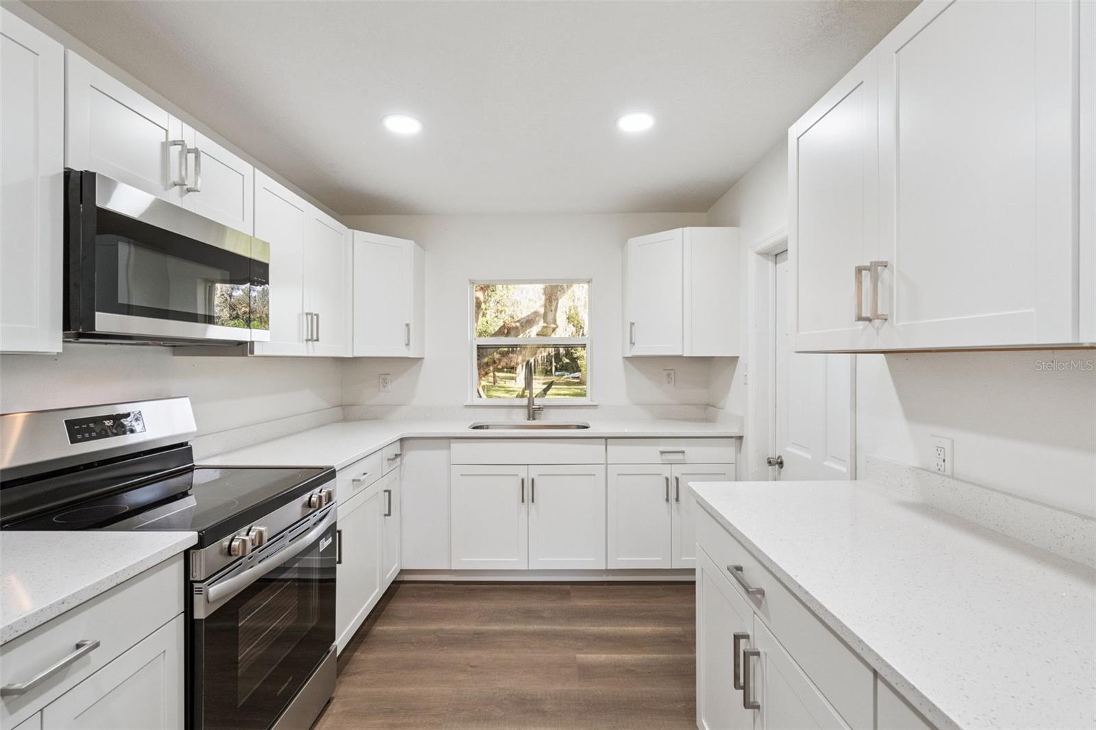 Image 12 of 29 For 3761 Jessup Avenue