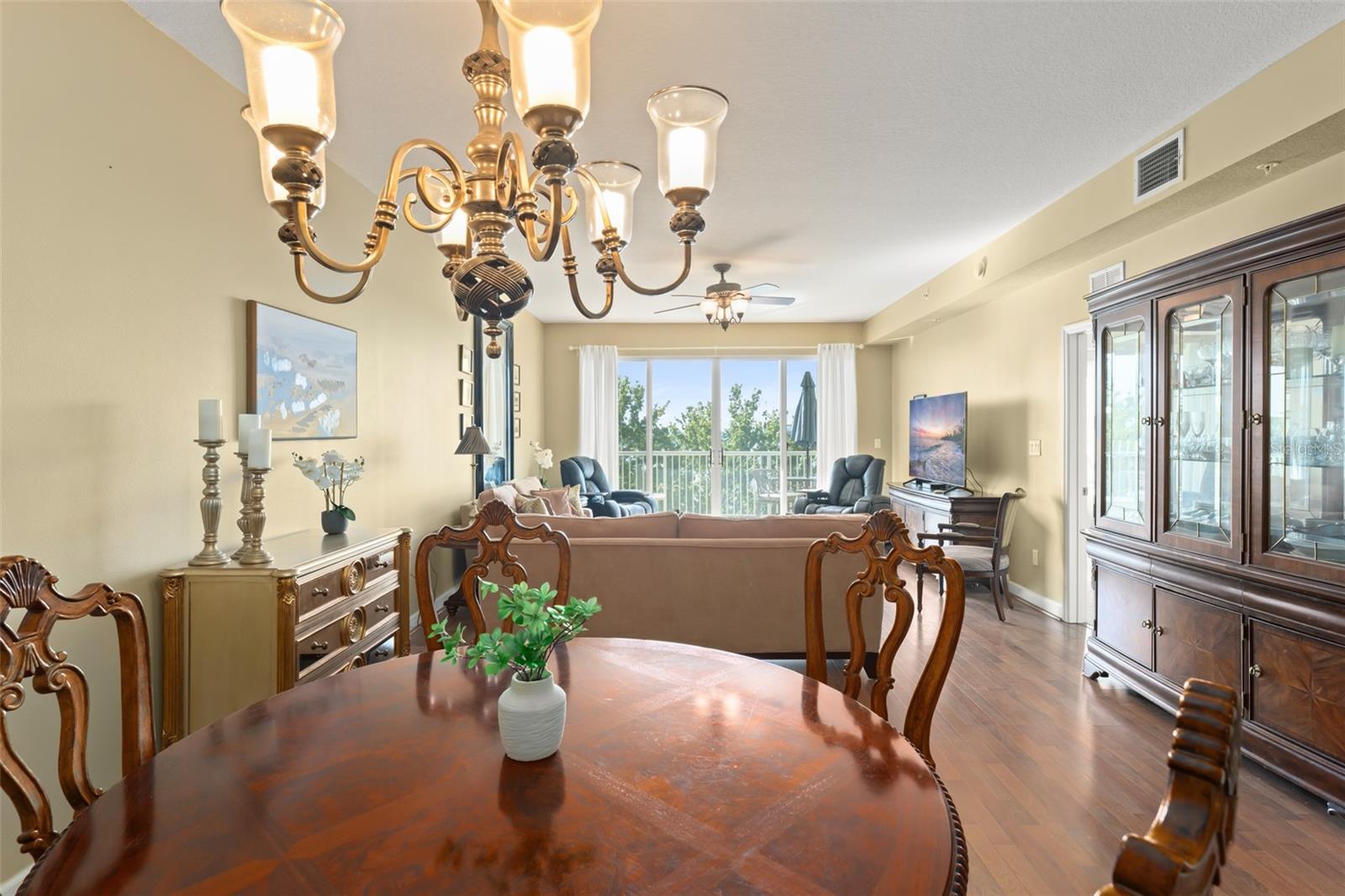 Image 7 of 29 For 6312 Buford Street 505