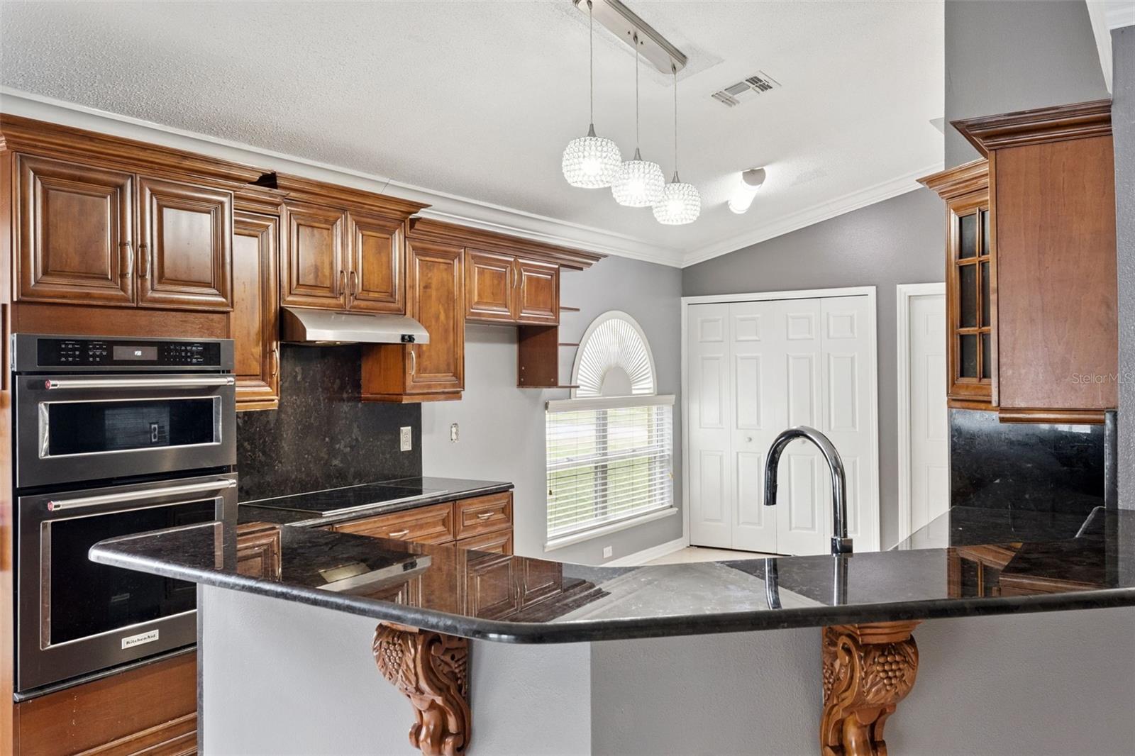 Image 4 of 23 For 1008 Old Barn Road