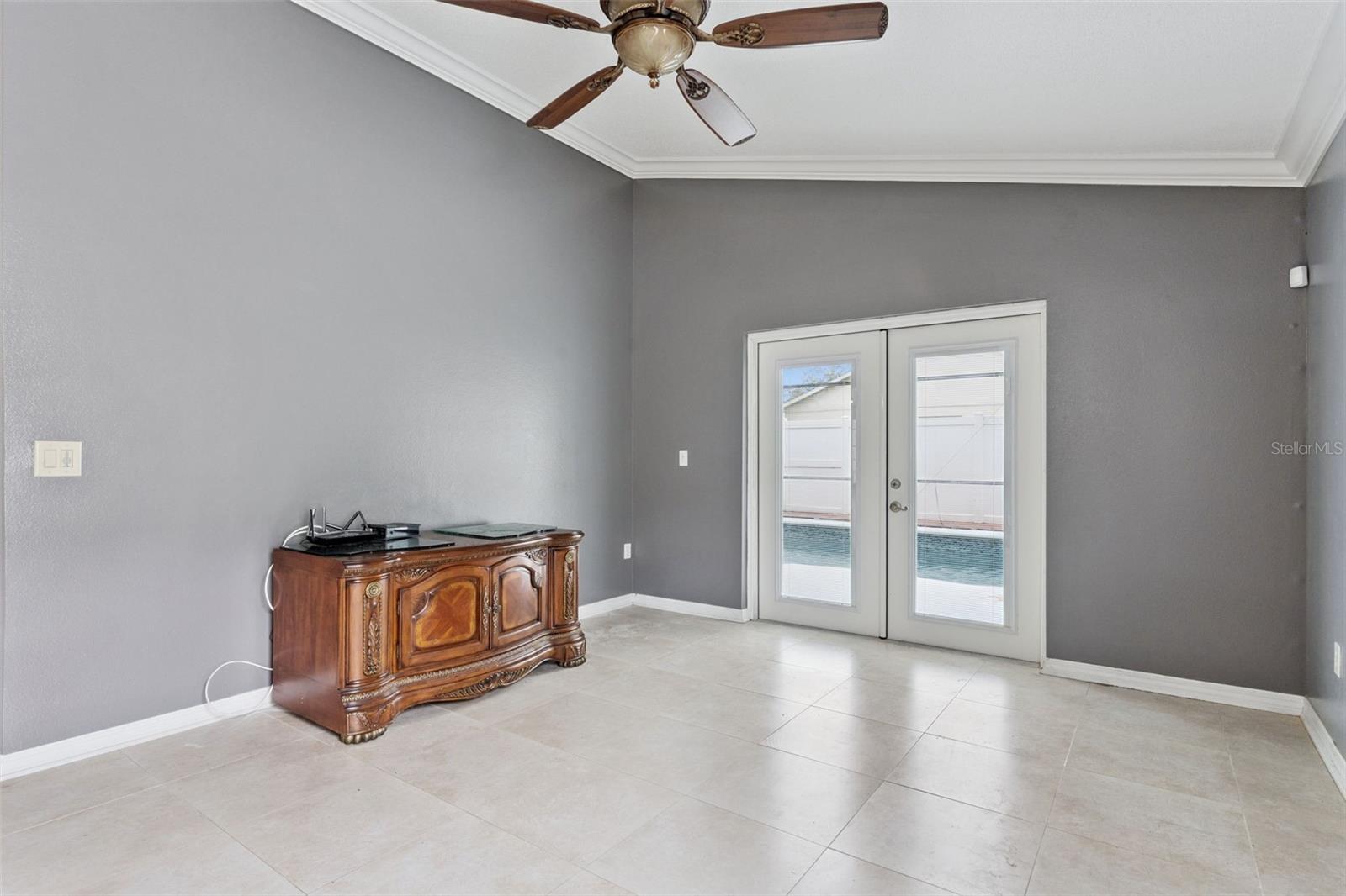 Image 5 of 23 For 1008 Old Barn Road