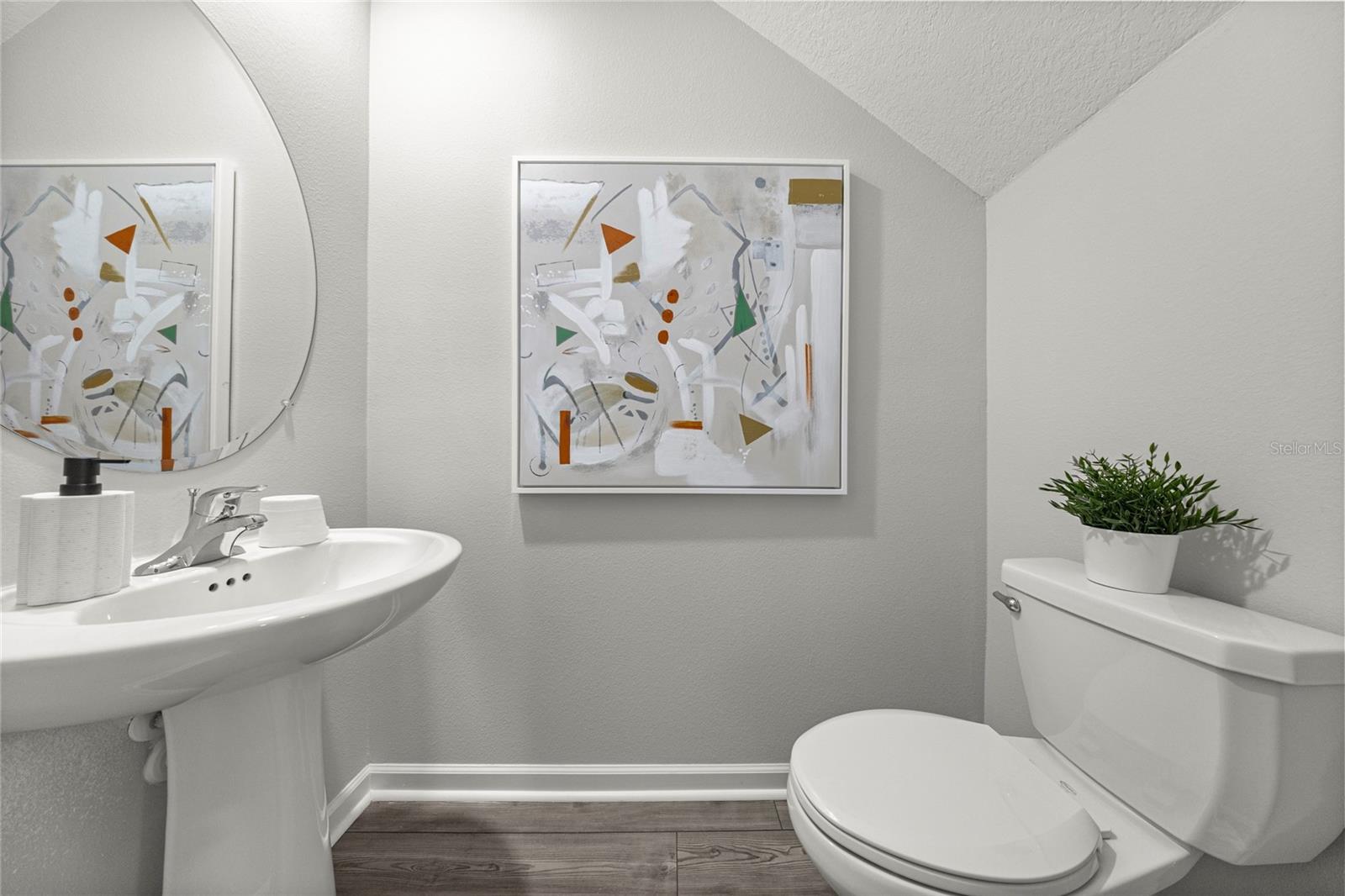 Image 16 of 27 For 16320 145th Drive