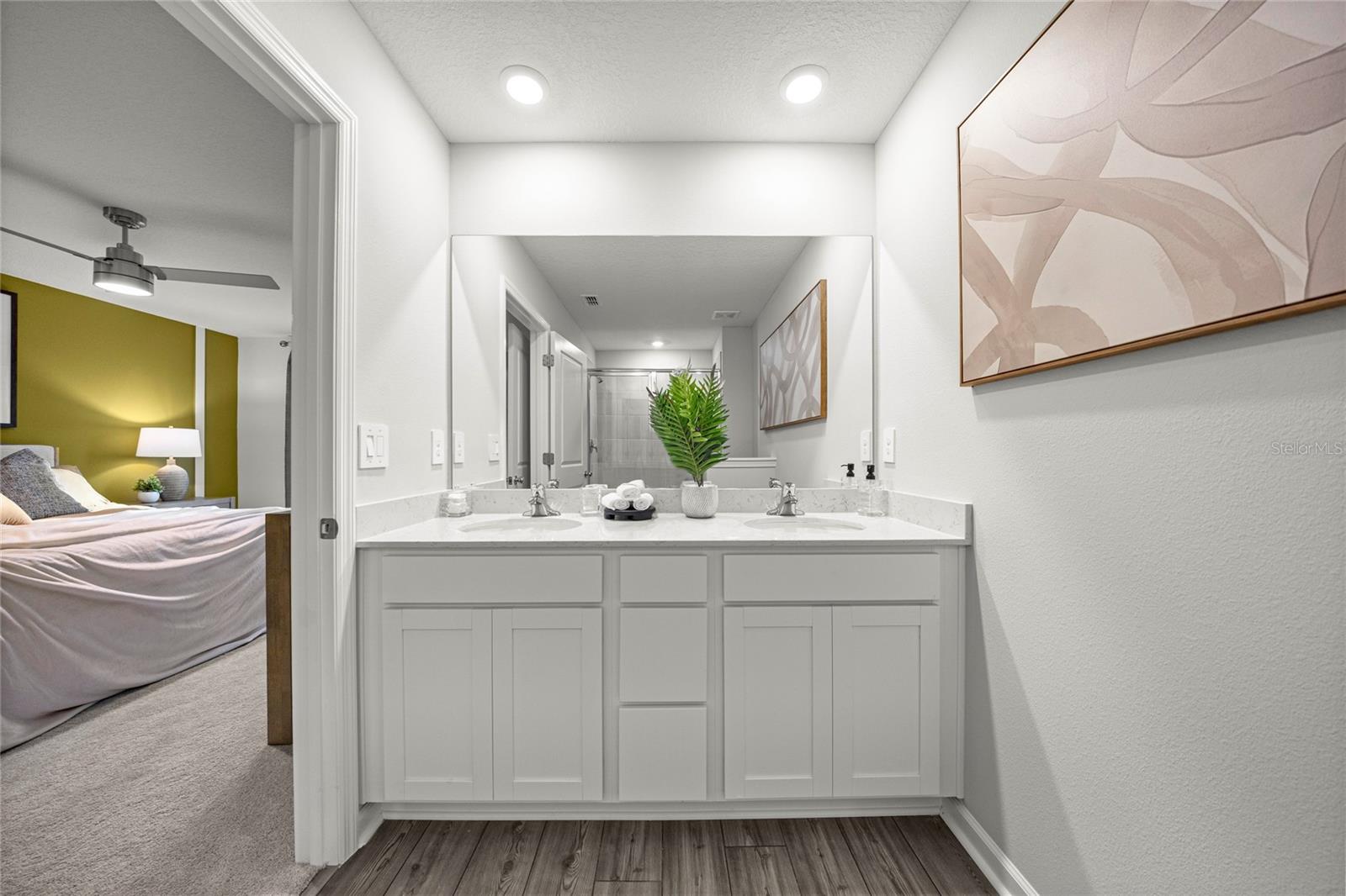 Image 9 of 27 For 16320 145th Drive