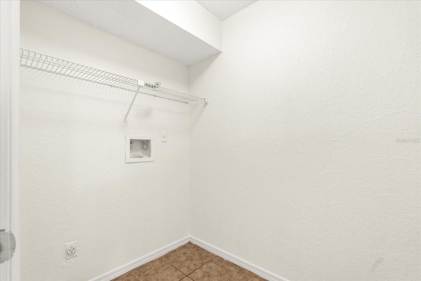 Image 12 of 31 For 2941 Antique Oaks Circle 79