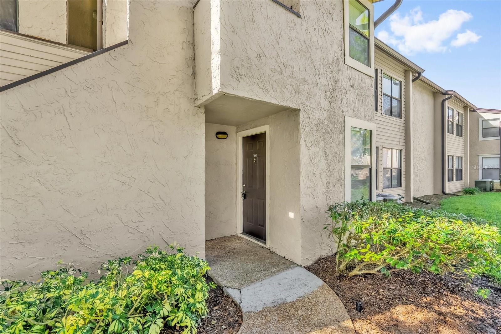 Image 22 of 31 For 2941 Antique Oaks Circle 79