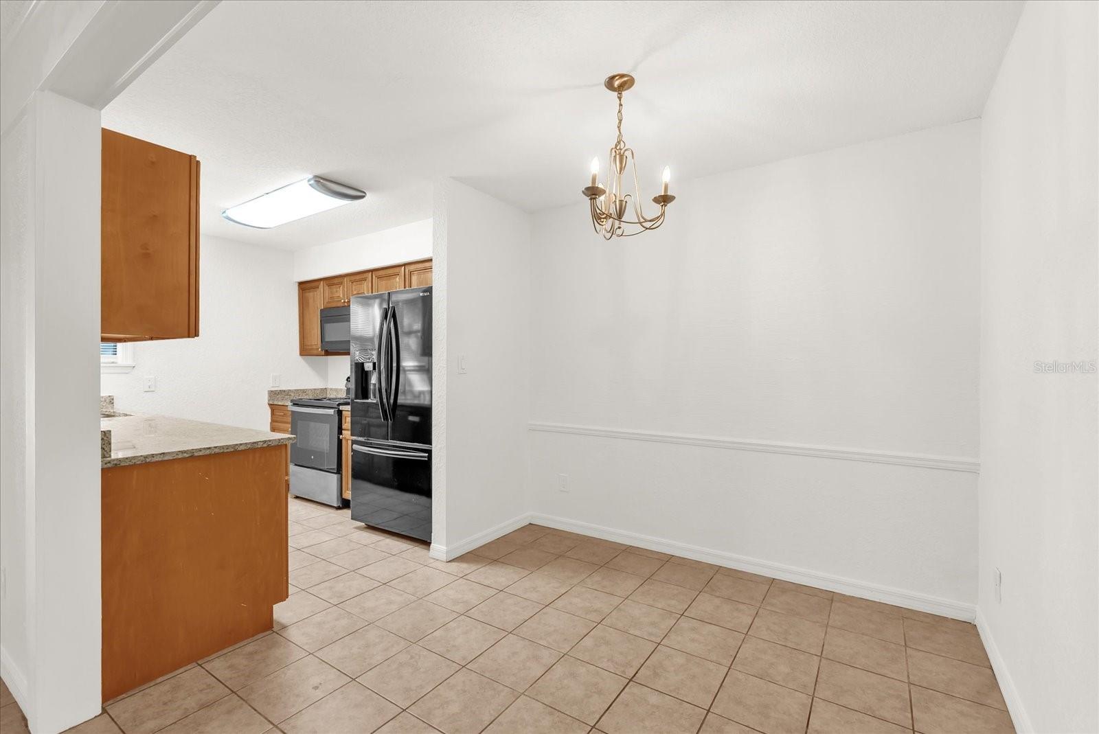 Image 8 of 31 For 2941 Antique Oaks Circle 79