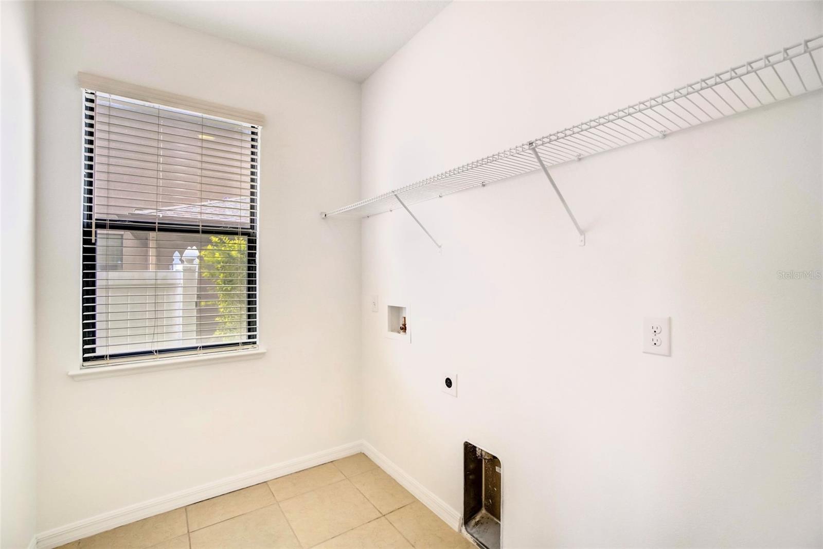 Image 23 of 27 For 3426 Puxton Drive