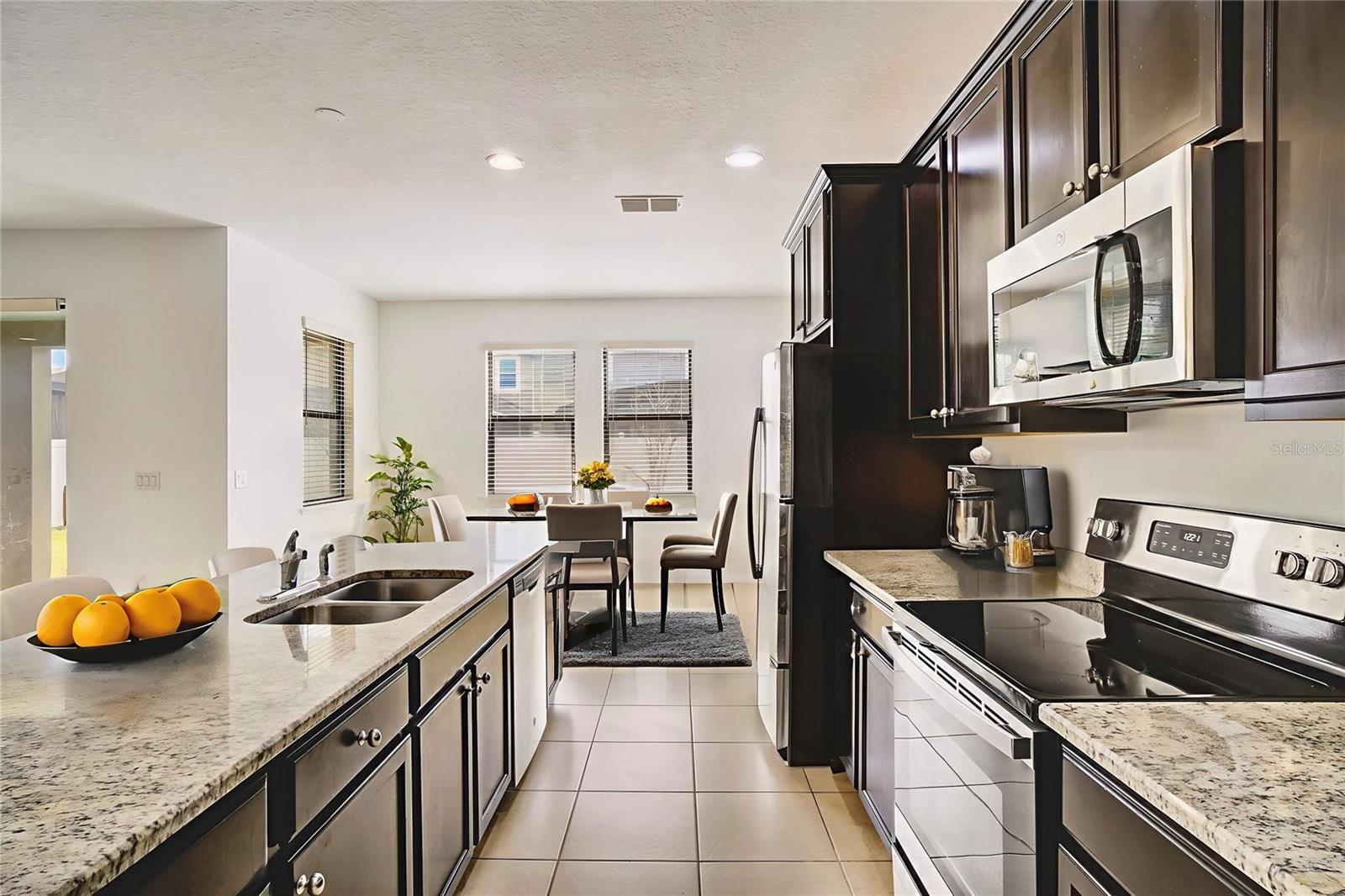 Image 4 of 27 For 3426 Puxton Drive