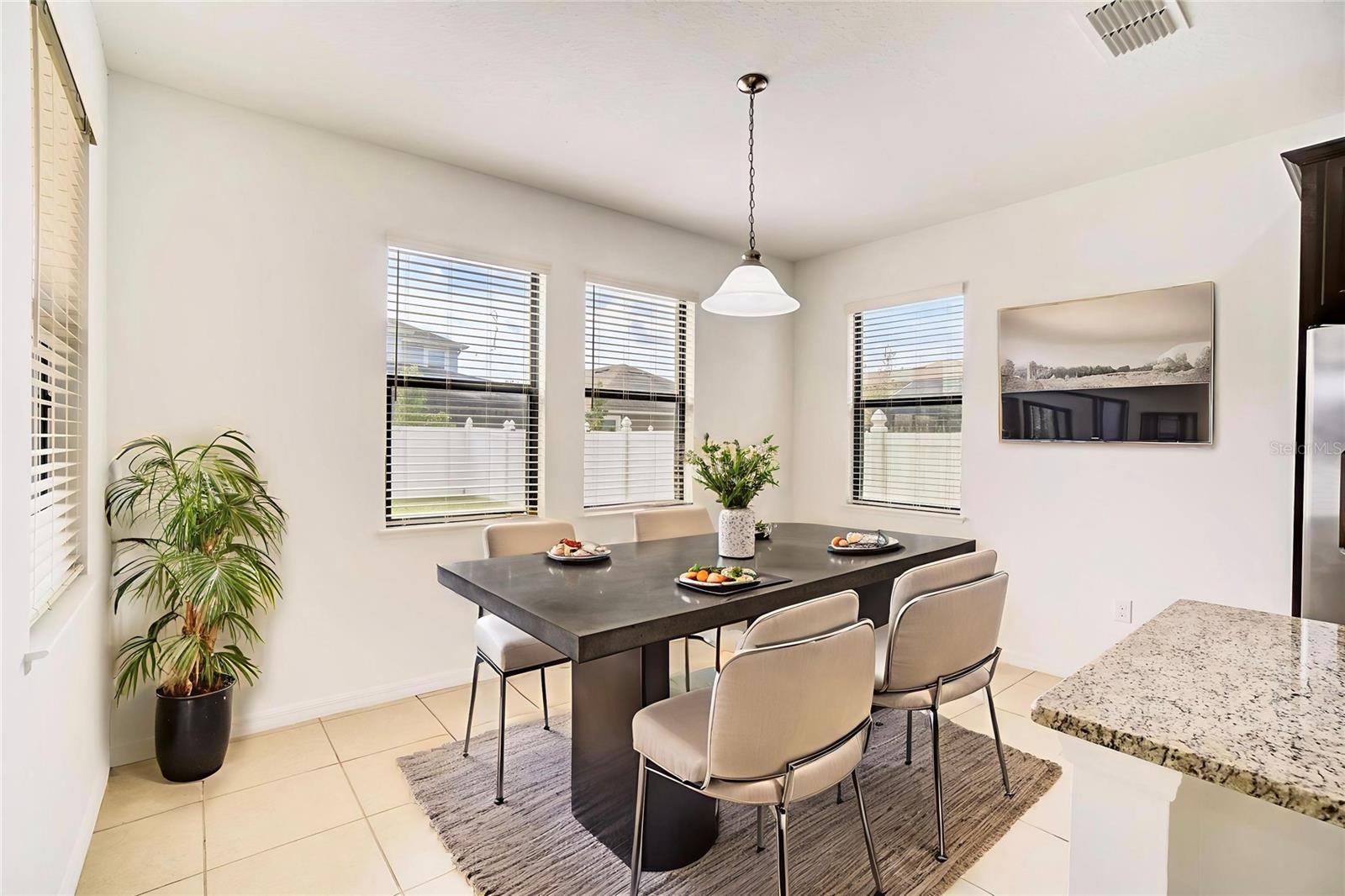 Image 5 of 27 For 3426 Puxton Drive