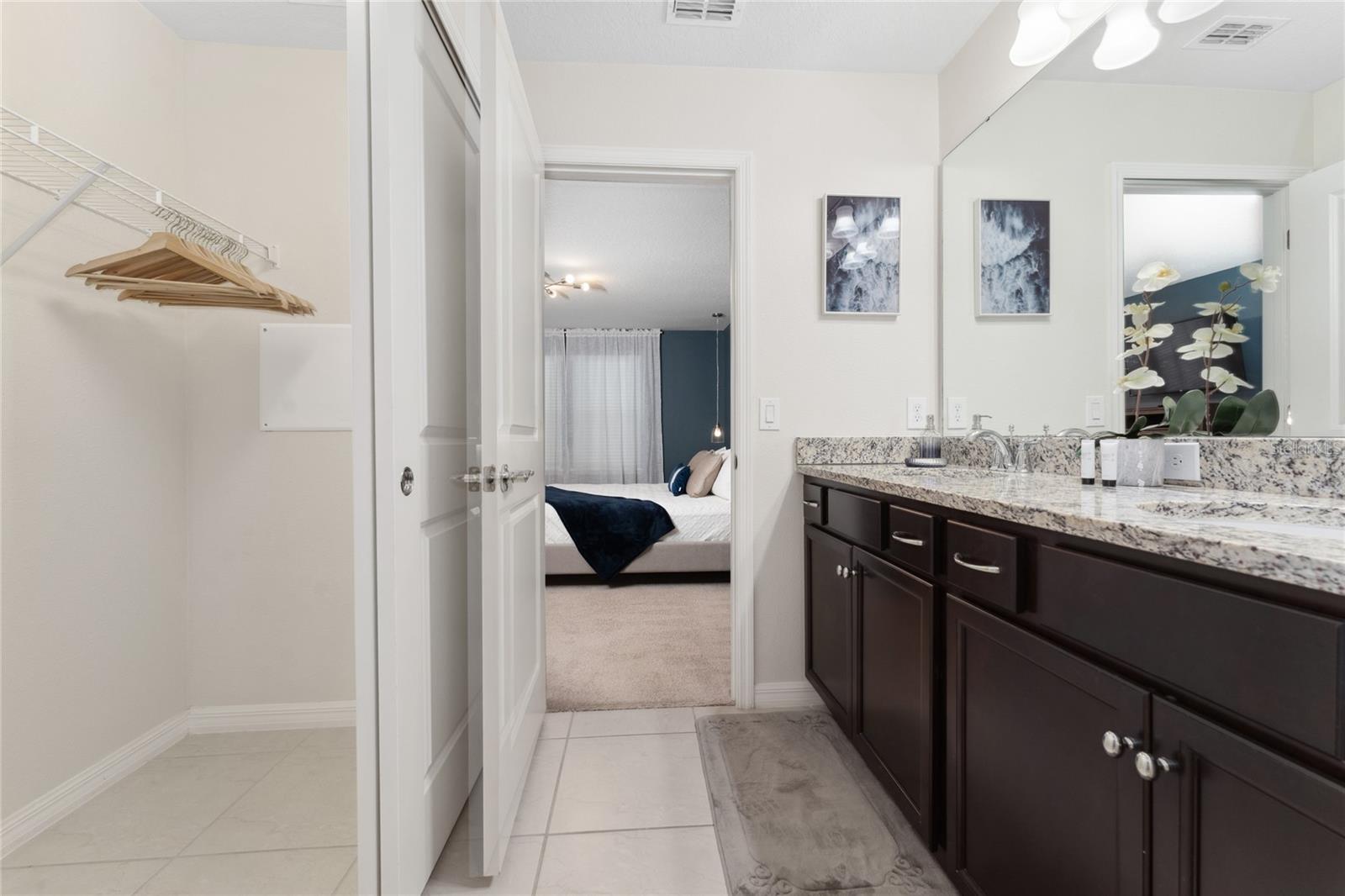 Image 21 of 37 For 127 Jetty Way