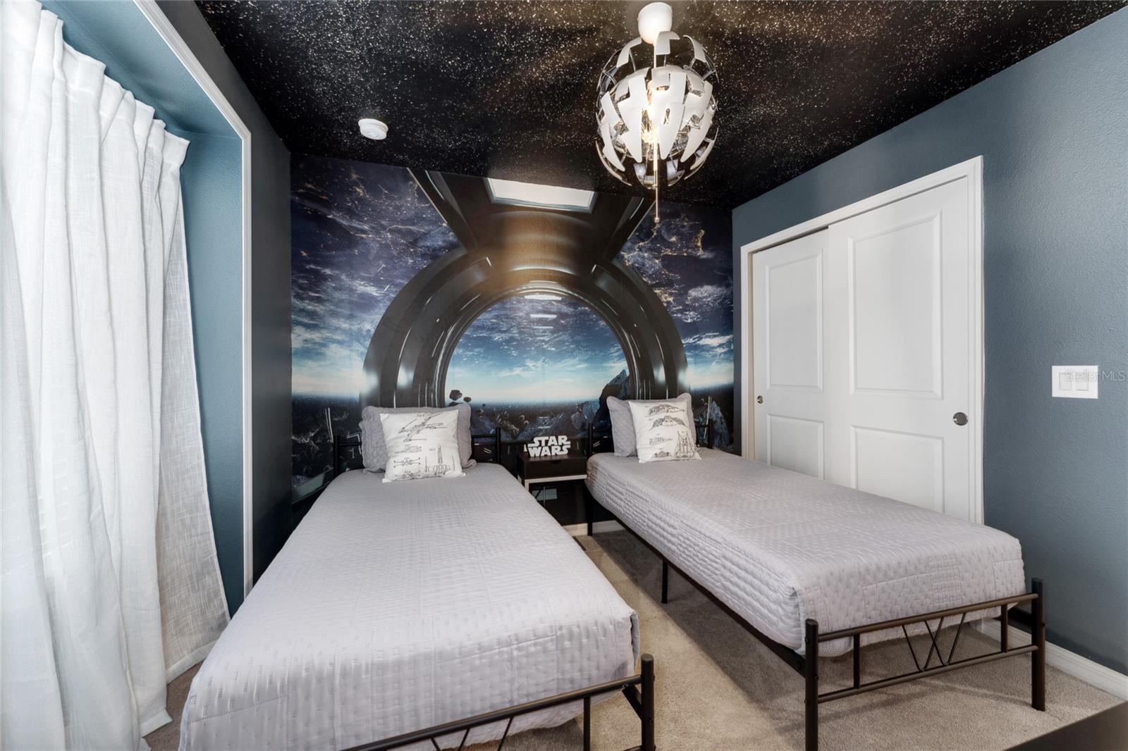 Image 22 of 37 For 127 Jetty Way