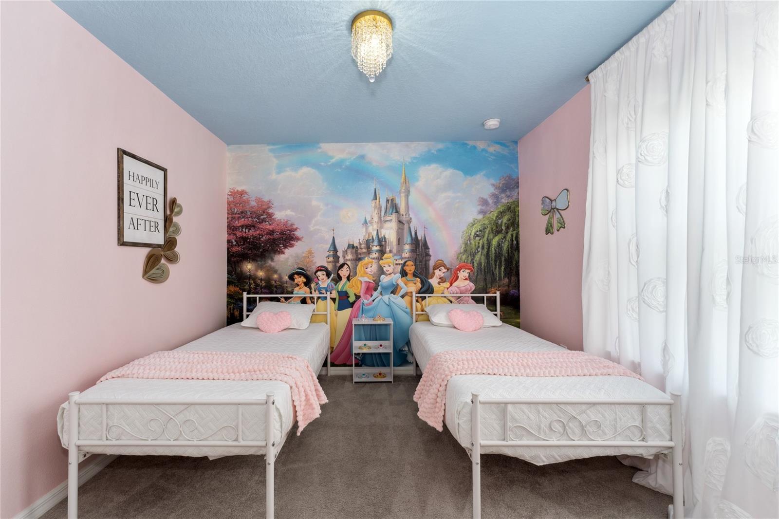 Image 25 of 37 For 127 Jetty Way