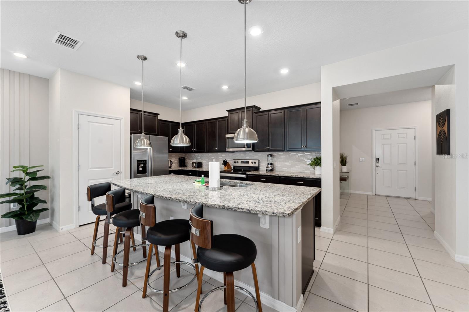 Image 6 of 37 For 127 Jetty Way