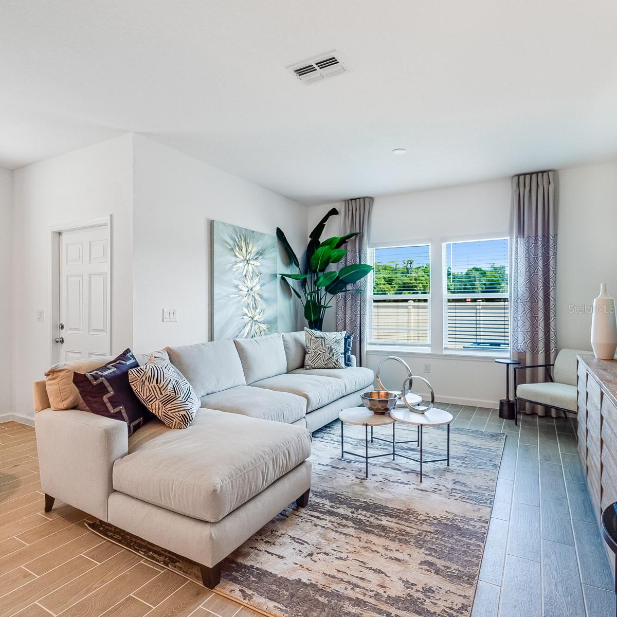 Image 9 of 66 For 3643 37th Court