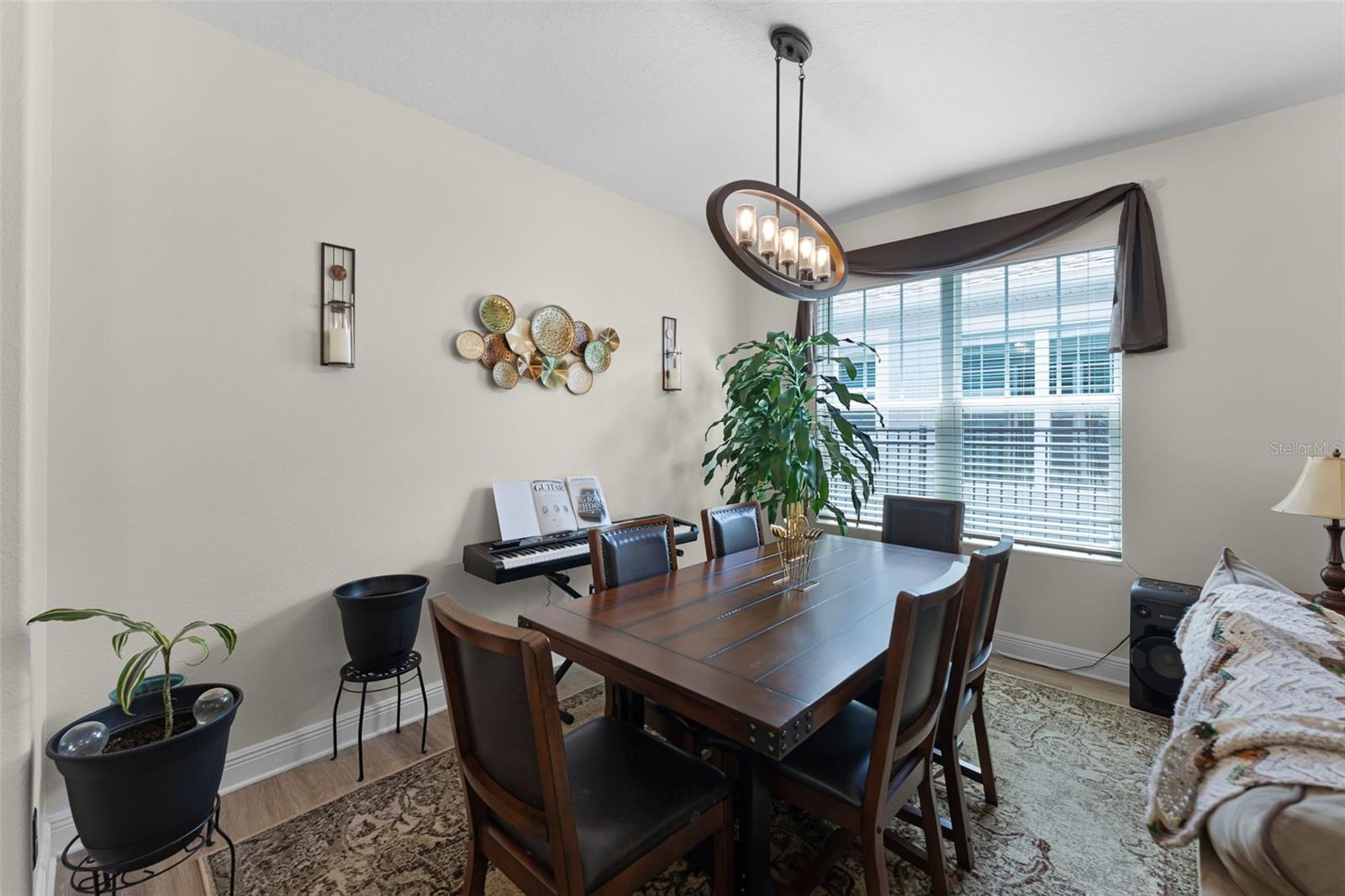 Image 20 of 35 For 4920 Blanche Court