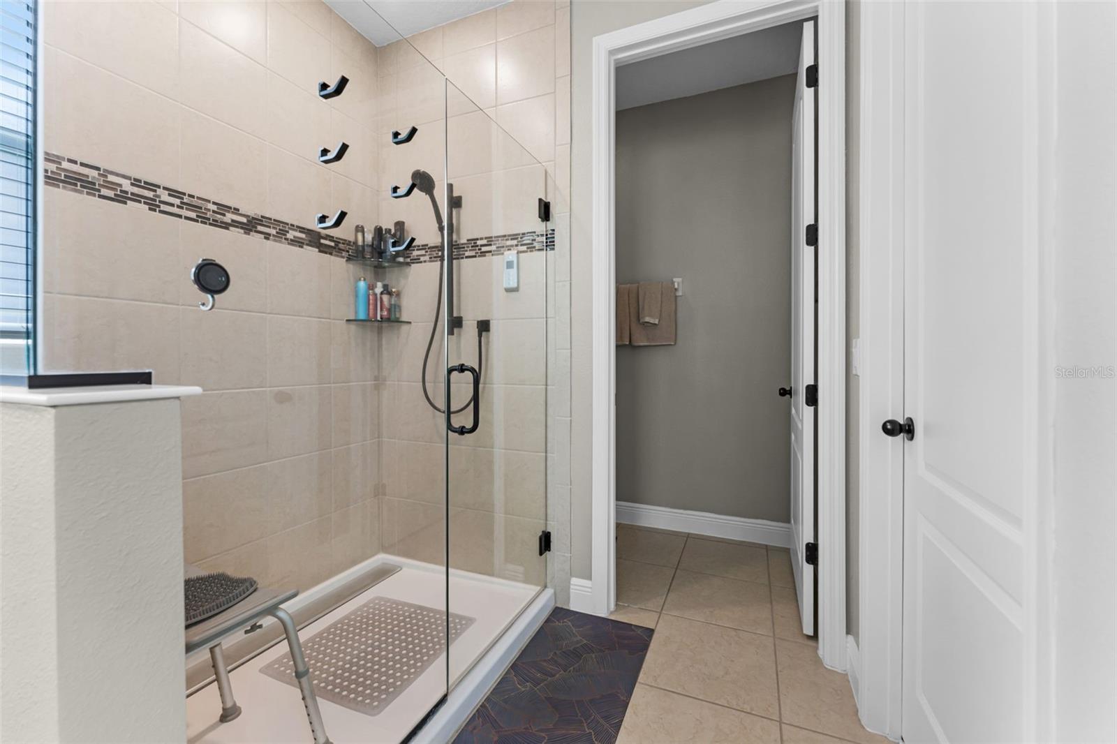 Image 24 of 35 For 4920 Blanche Court