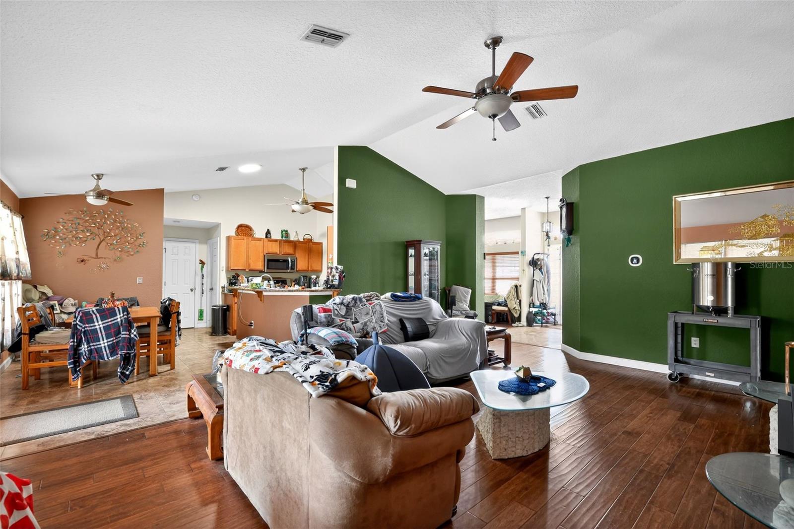 Listing photo id 9 for Address Not Provided