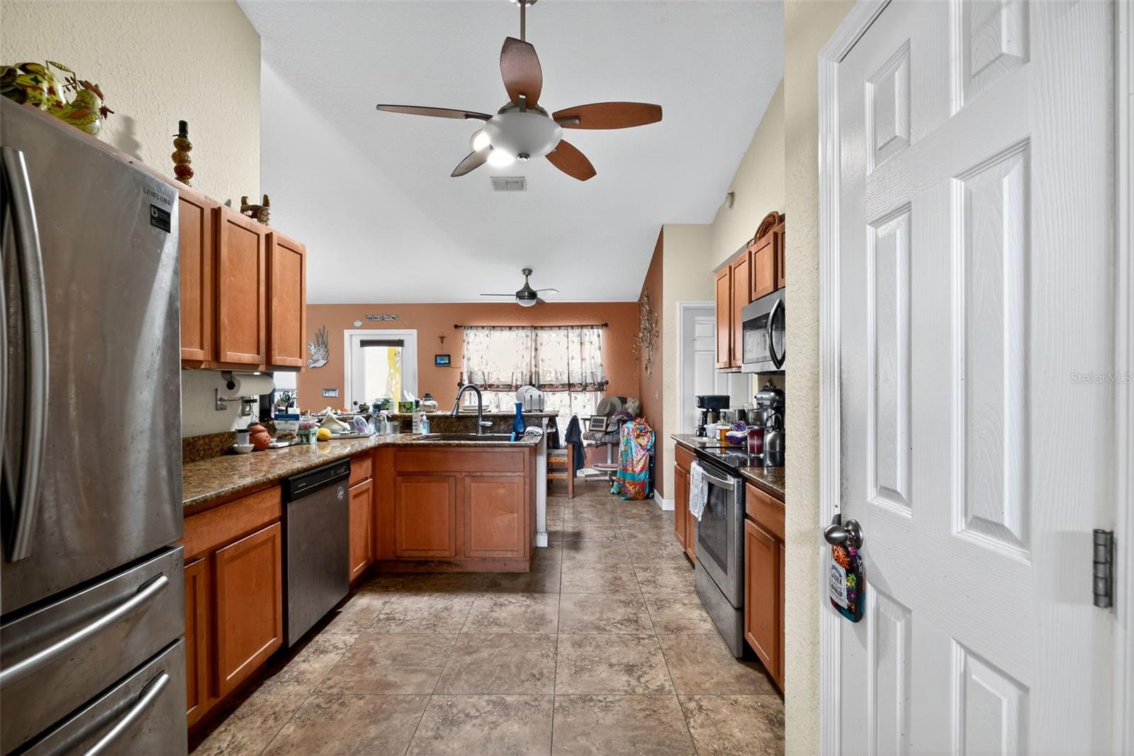 Listing photo id 12 for Address Not Provided